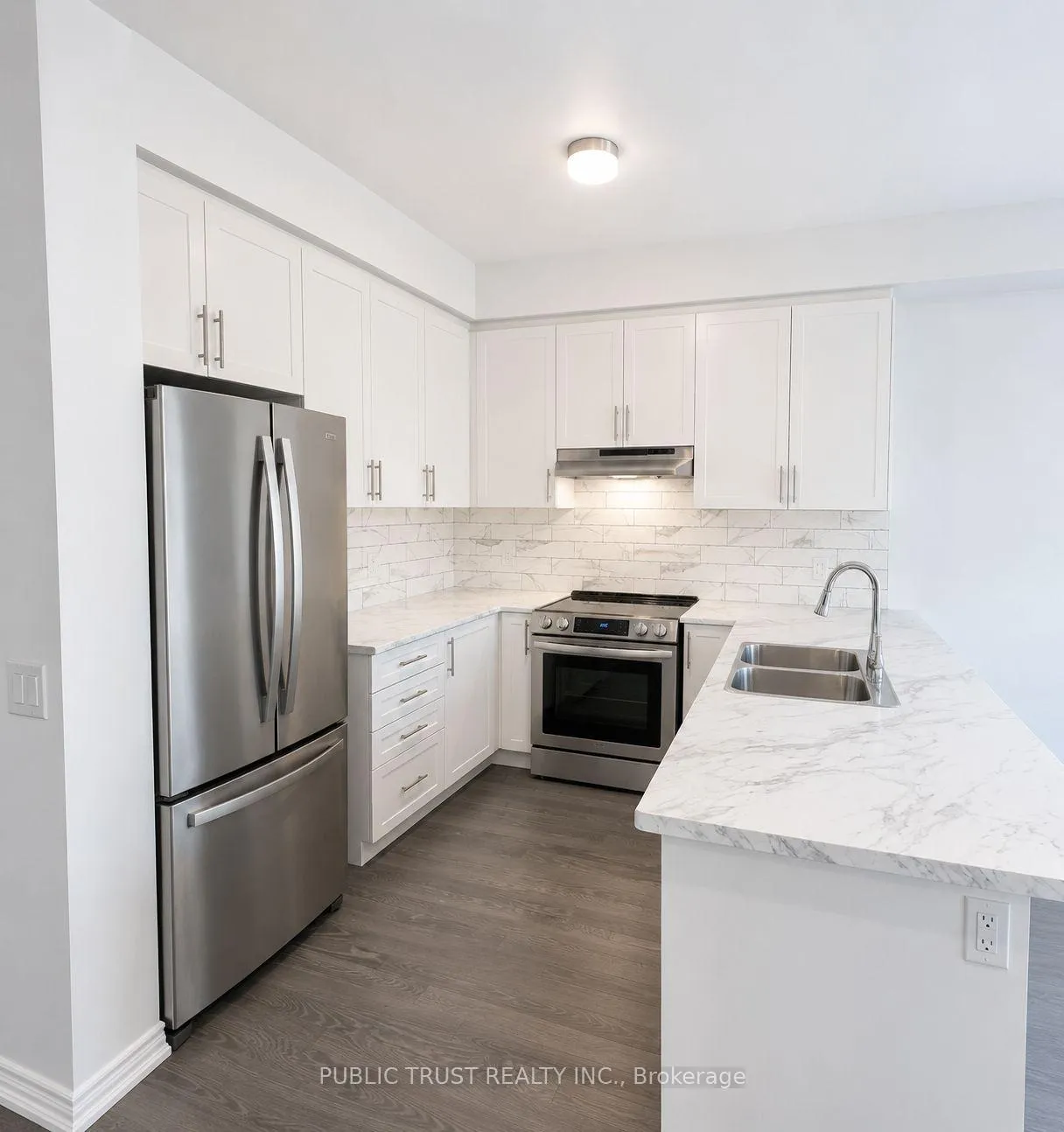 Photo 3 of 1086 Lockie Dr, Oshawa, Kedron — HOMEH