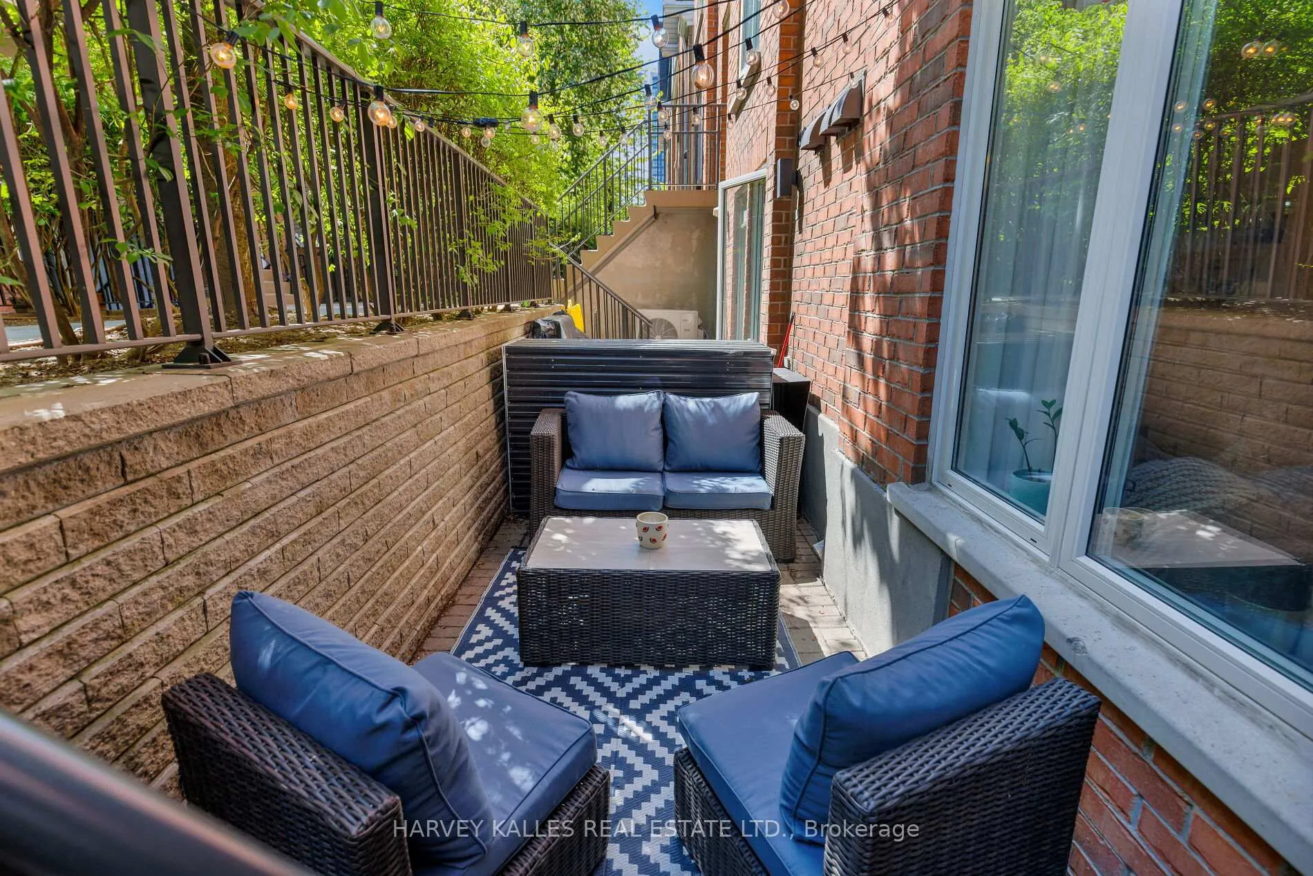 Photo 5 of Unit 405, 29 Canniff Street, Toronto, Niagara — HOMEH