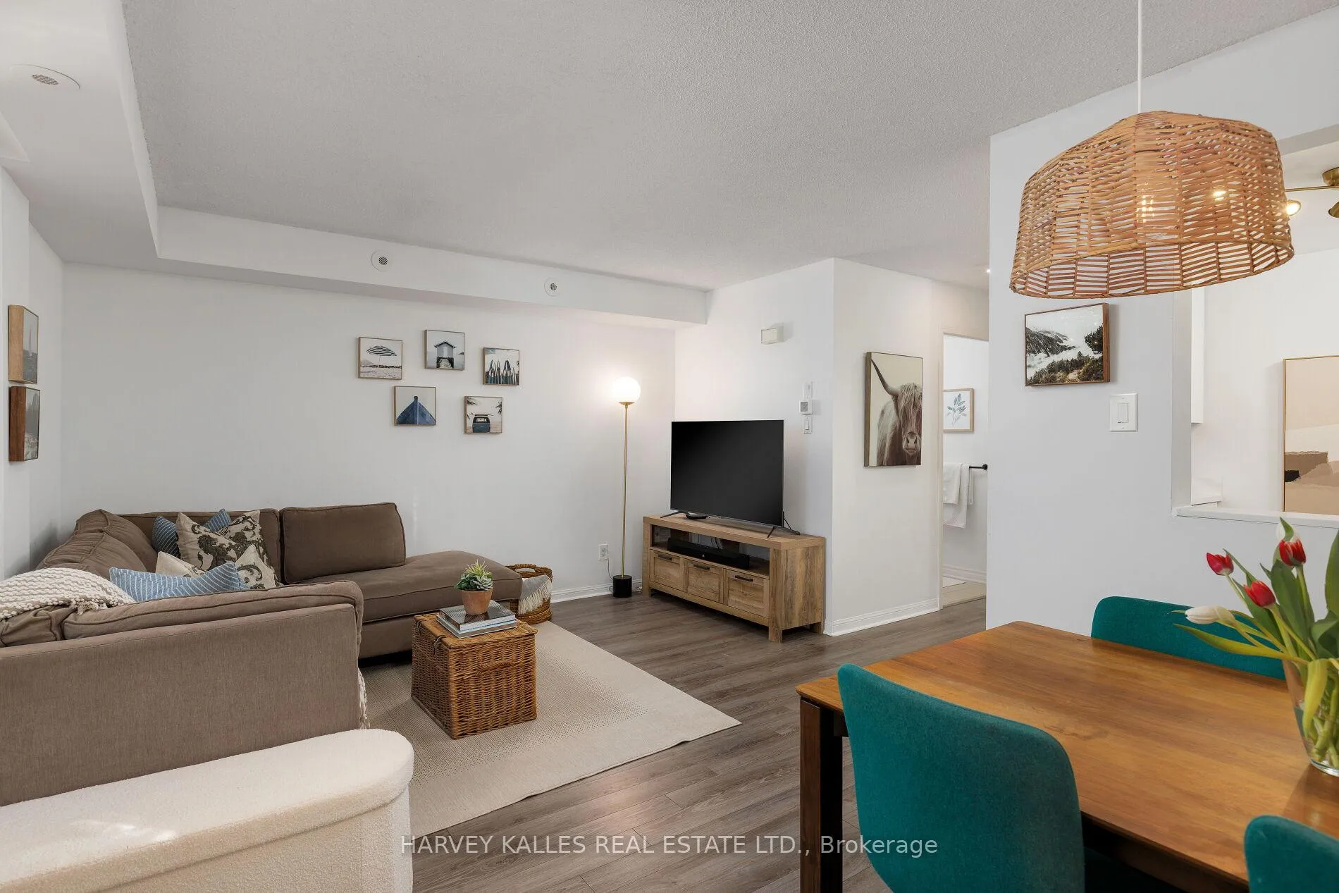 Photo 11 of Unit 405, 29 Canniff Street, Toronto, Niagara — HOMEH