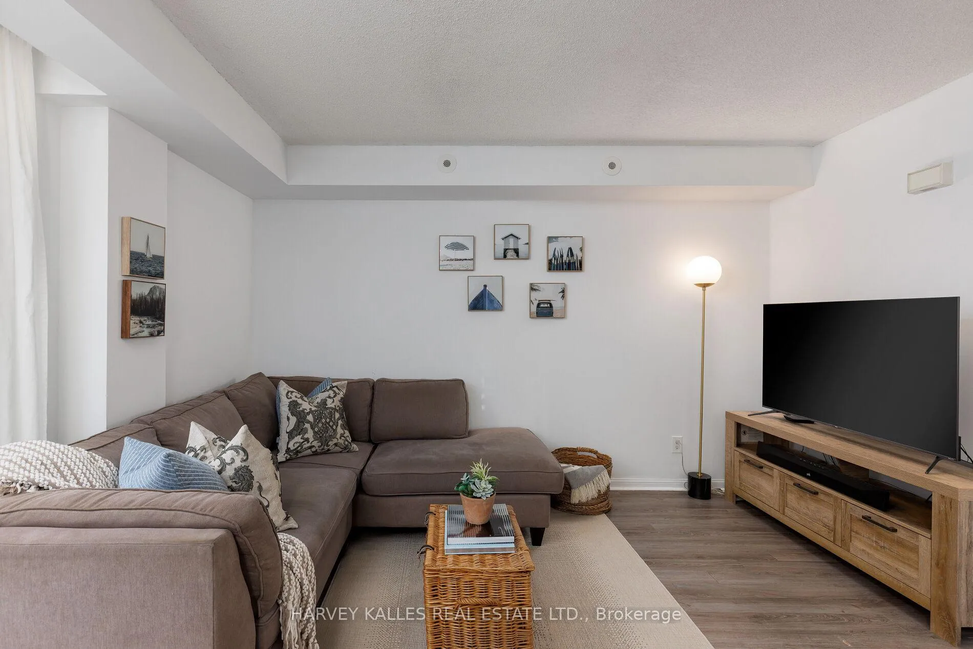 Photo 12 of Unit 405, 29 Canniff Street, Toronto, Niagara — HOMEH