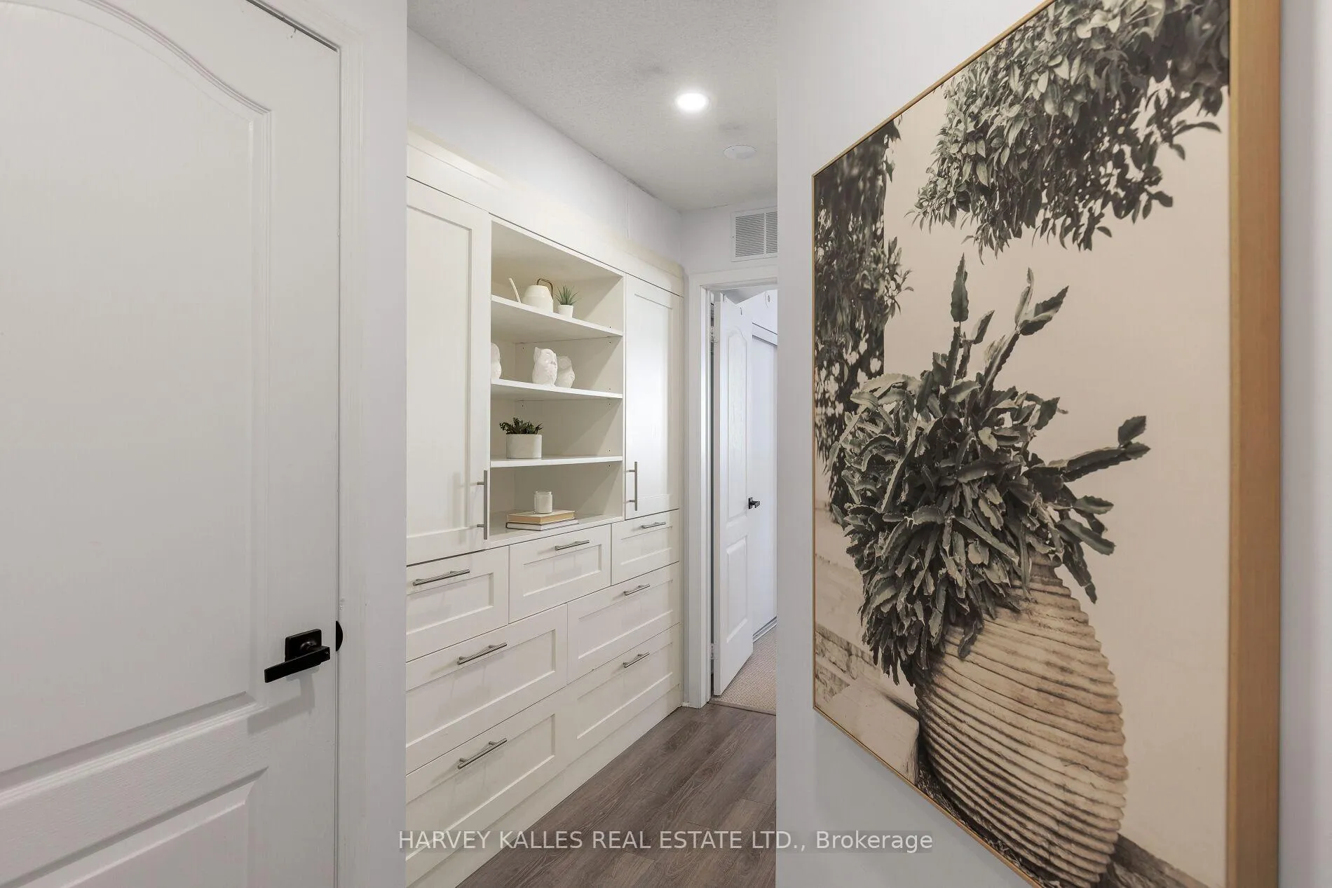 Photo 23 of Unit 405, 29 Canniff Street, Toronto, Niagara — HOMEH