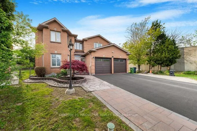 Photo 3 of 91 Lavery Trail, Scarborough, Highland Creek — HOMEH
