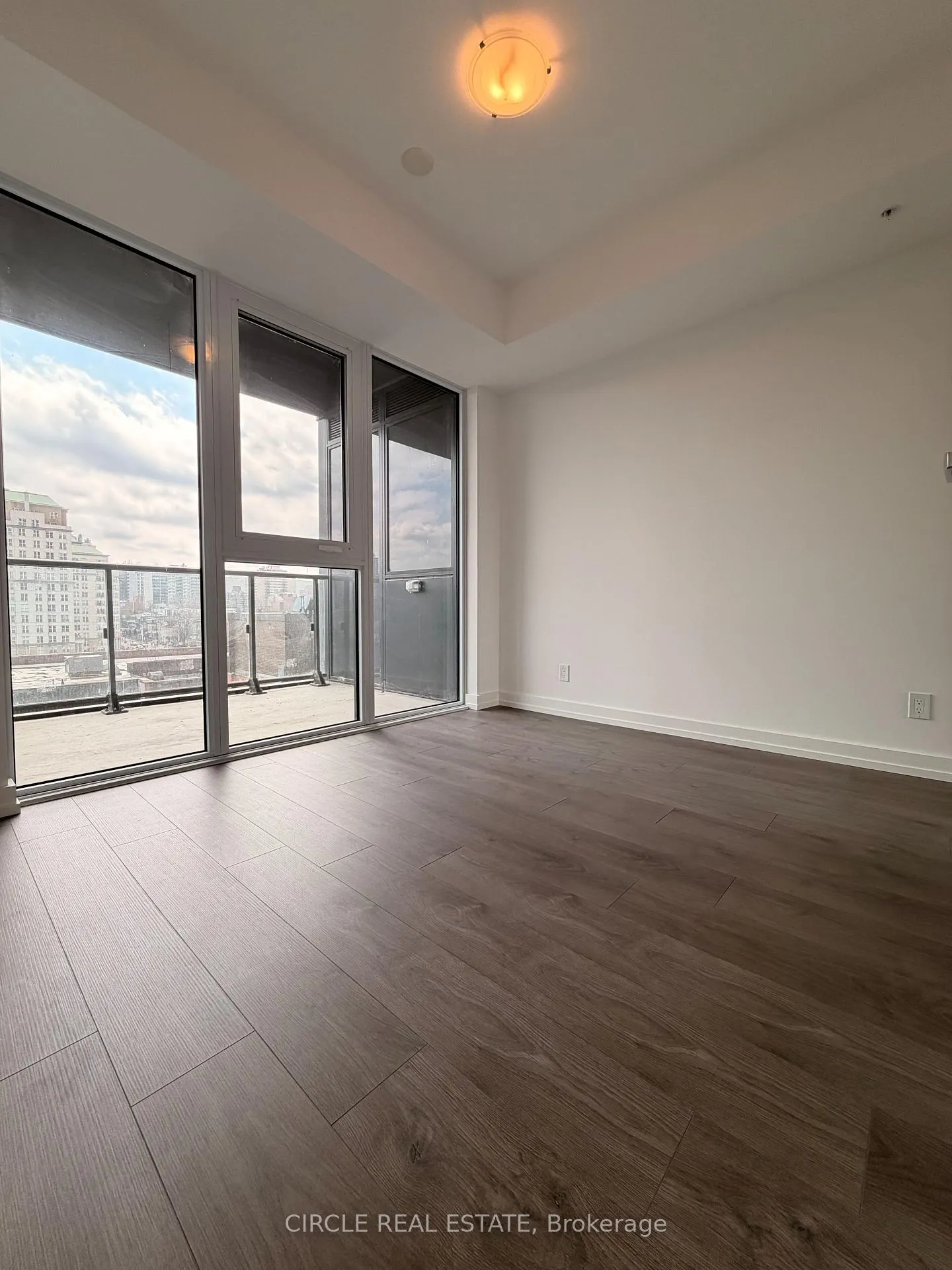 Photo 13 of Unit #718, 75 James Street S, Hamilton, Corktown — HOMEH