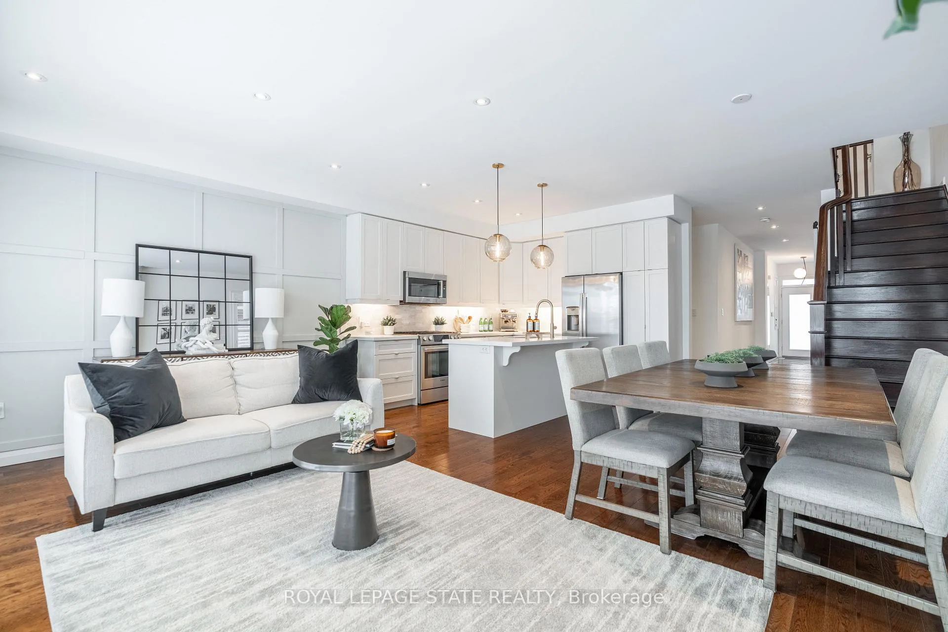 Photo 13 of Unit 22, 35 Midhurst Heights, Hamilton, Stoney Creek Mountain — HOMEH