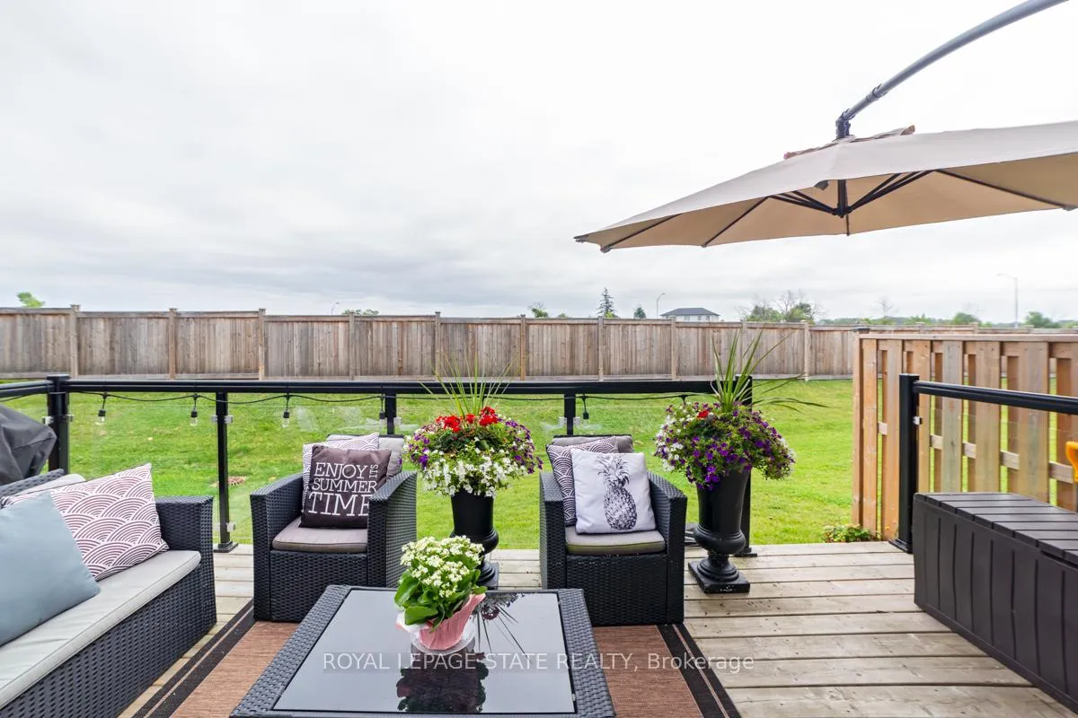 Photo 35 of Unit 22, 35 Midhurst Heights, Hamilton, Stoney Creek Mountain — HOMEH