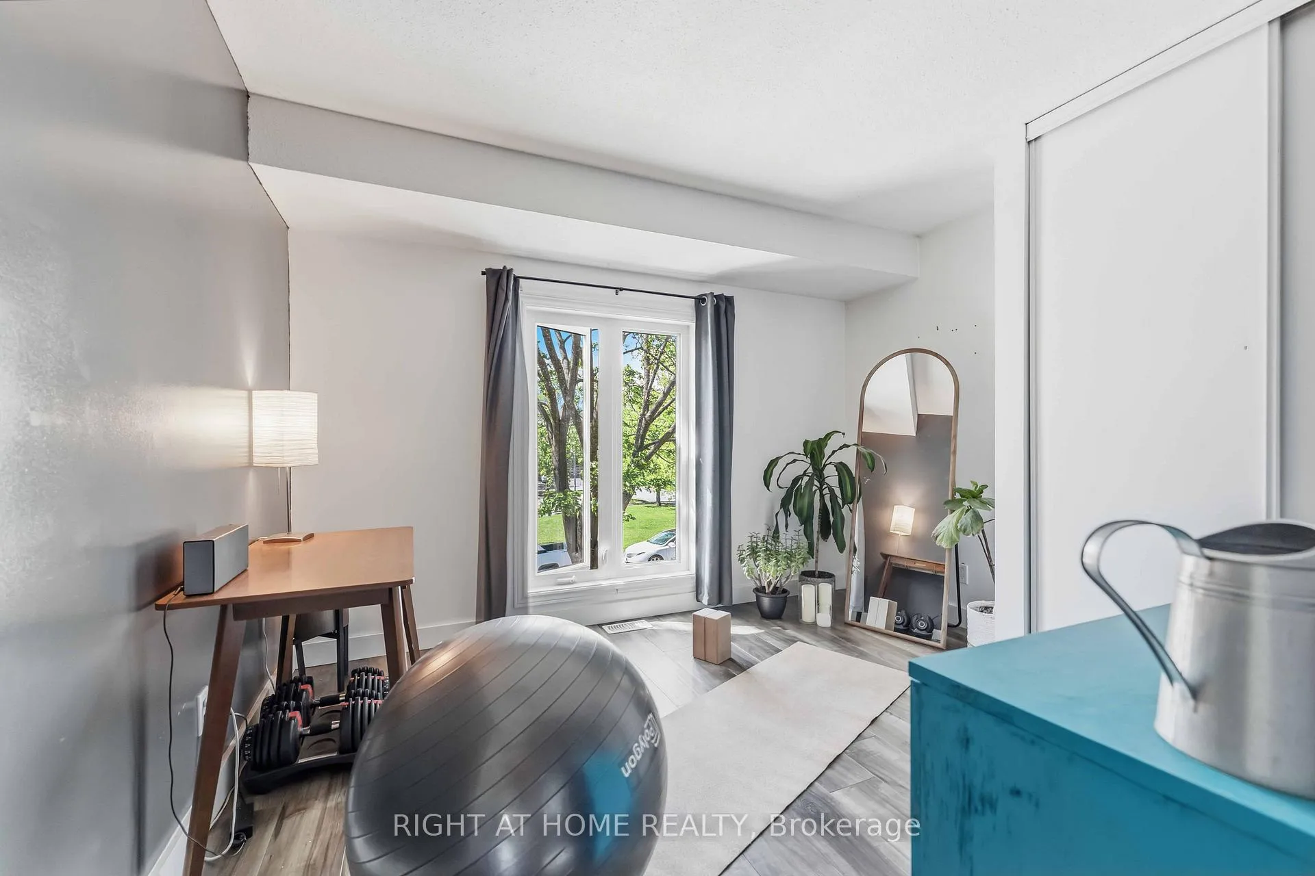 Photo 18 of 981 Barwell Avenue, Ottawa, Fairfield Heights — HOMEH