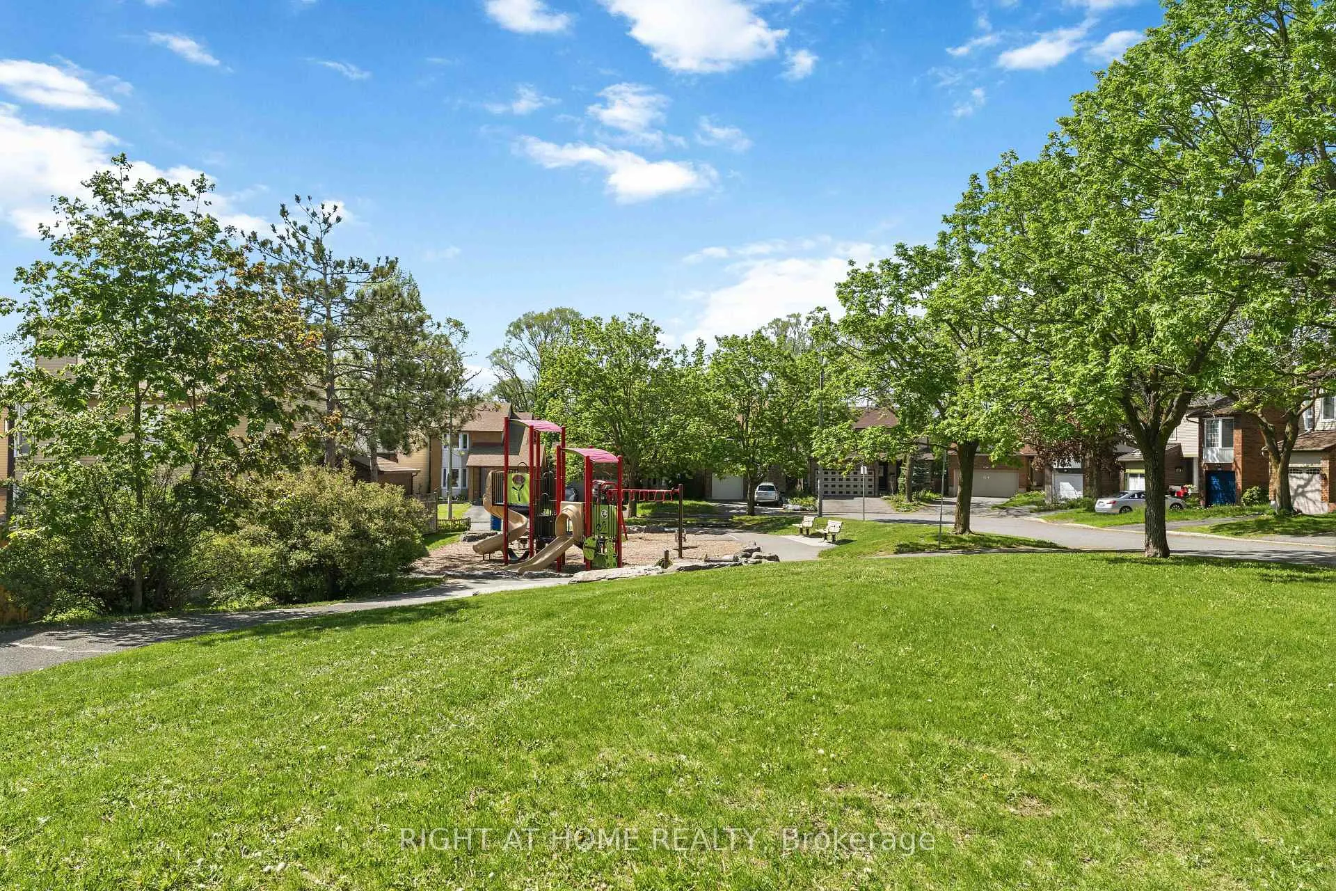 Photo 30 of 981 Barwell Avenue, Ottawa, Fairfield Heights — HOMEH