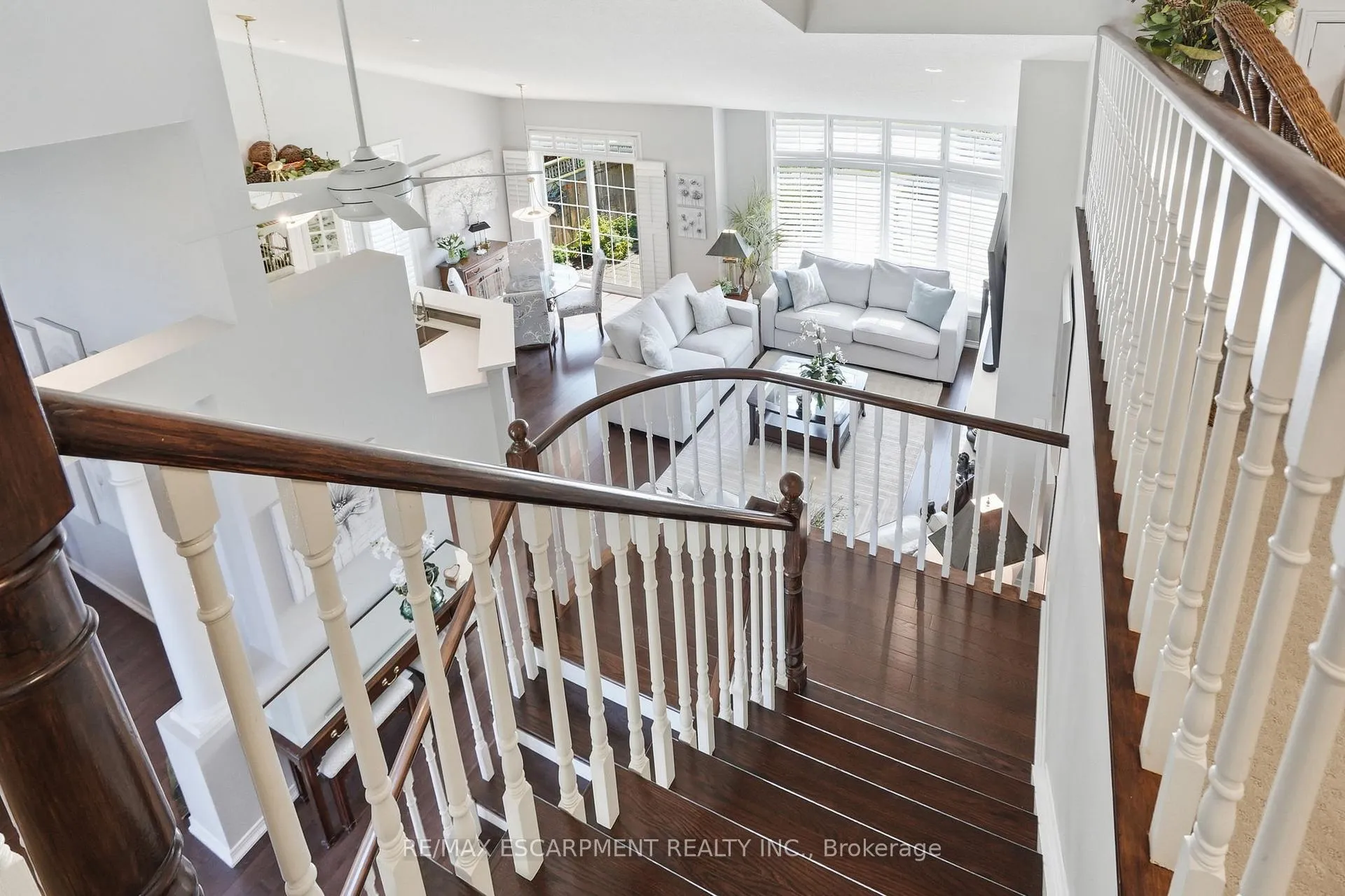 Photo 14 of 2258 Turnberry Road, Burlington, Rose — HOMEH