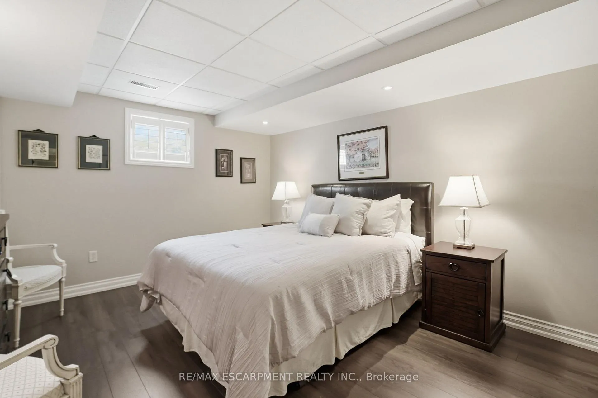 Photo 21 of 2258 Turnberry Road, Burlington, Rose — HOMEH