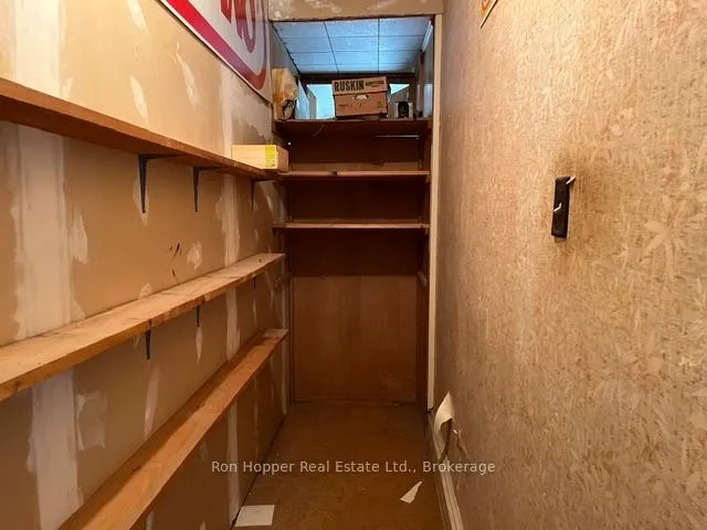 Photo 21 of 1086 3rd Avenue E, Owen Sound — HOMEH
