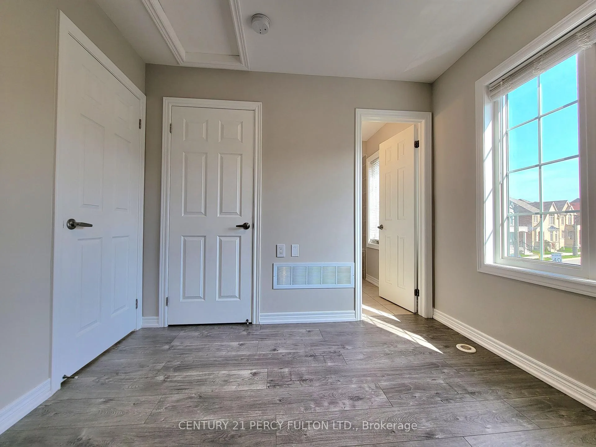 Photo 9 of Unit Coach, 2740 Donald Cousens Parkway, Markham, Cornell — HOMEH