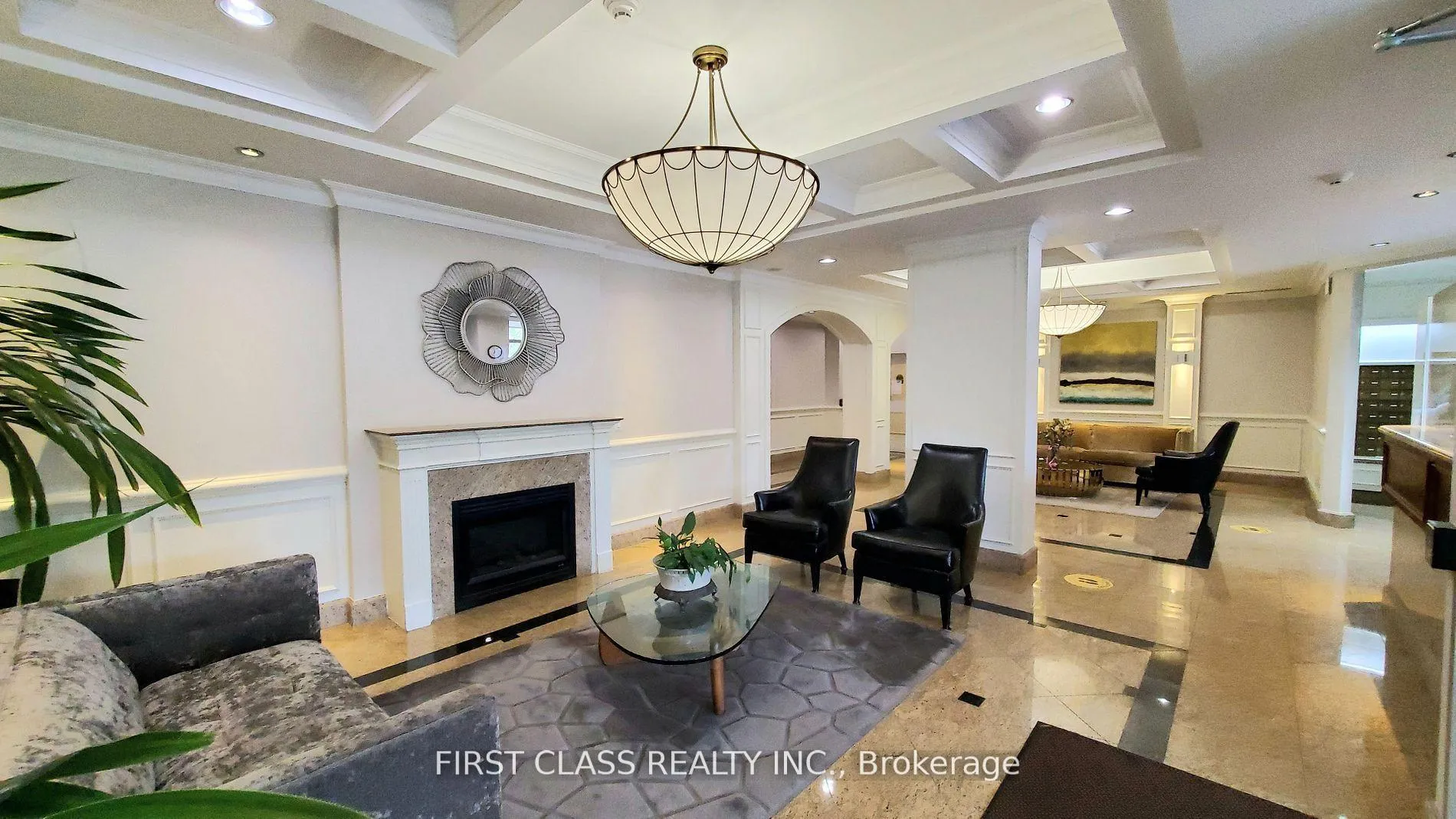 Photo 4 of Unit 802, 130 Pond Drive, Markham, Commerce Valley — HOMEH
