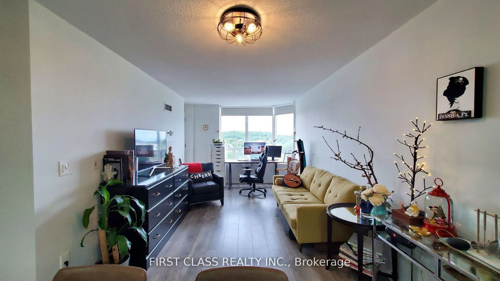 Photo 16 of Unit 802, 130 Pond Drive, Markham, Commerce Valley — HOMEH