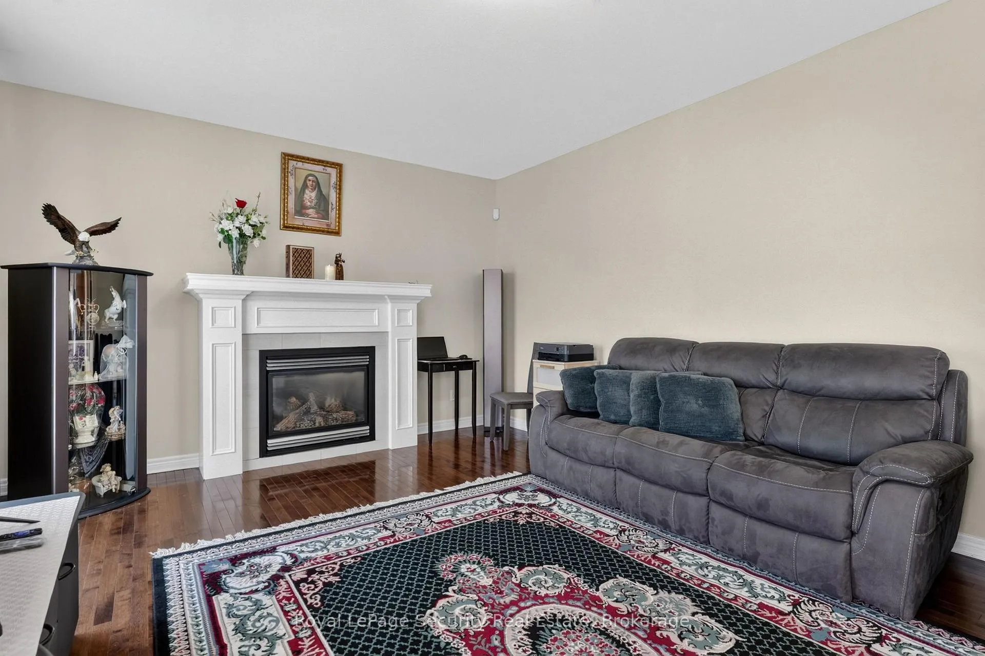 Photo 21 of 37 Fredonia Crescent, St. Catharines, Rykert/Vansickle — HOMEH