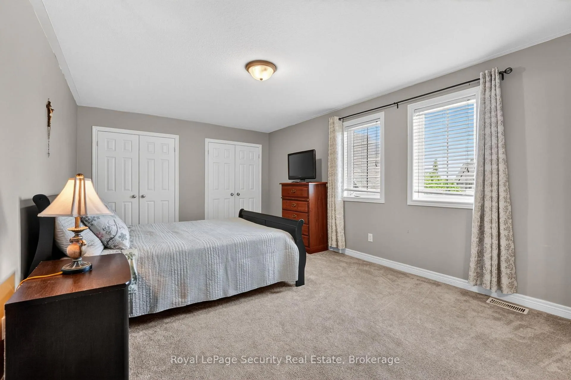 Photo 31 of 37 Fredonia Crescent, St. Catharines, Rykert/Vansickle — HOMEH