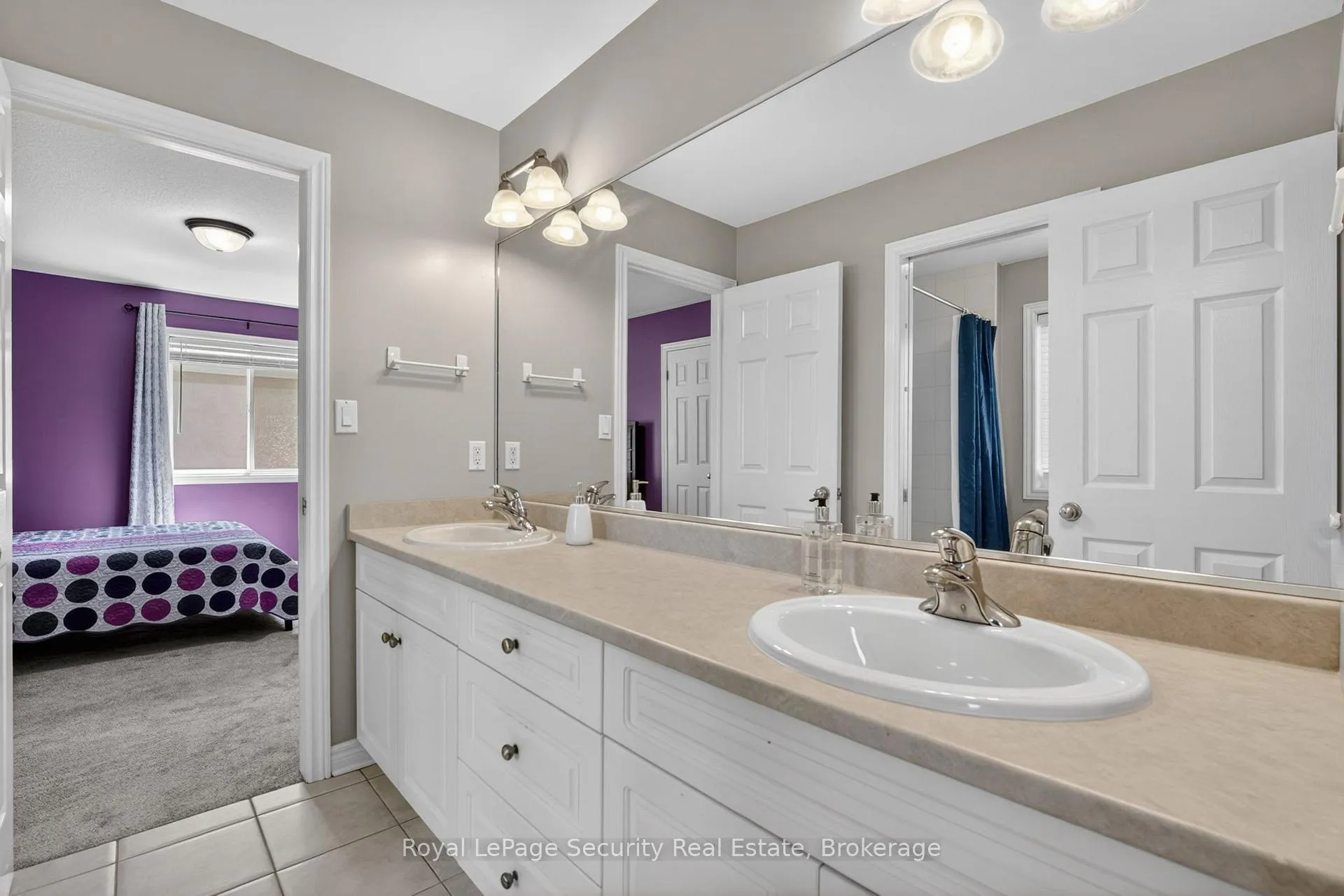 Photo 33 of 37 Fredonia Crescent, St. Catharines, Rykert/Vansickle — HOMEH