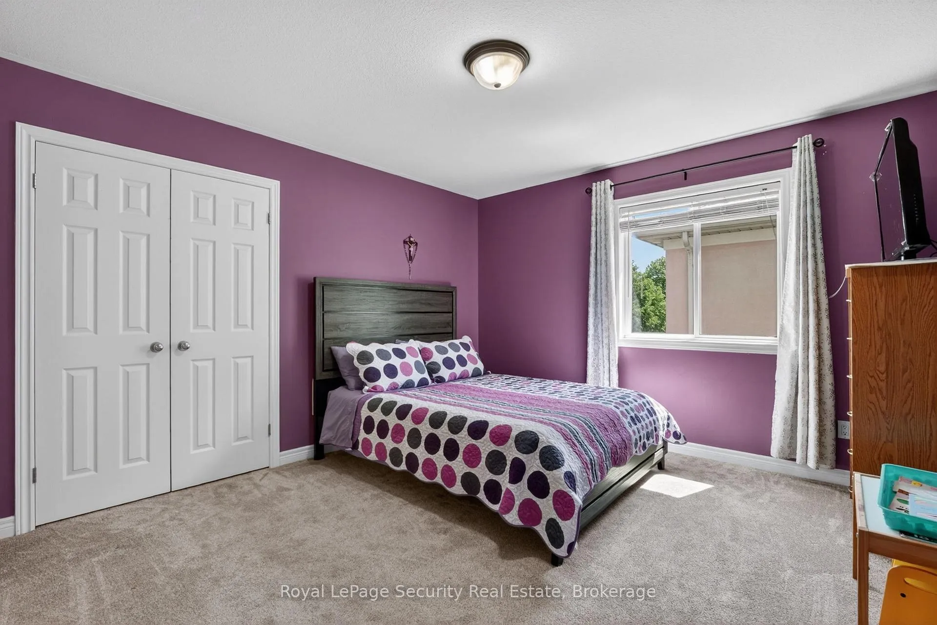 Photo 35 of 37 Fredonia Crescent, St. Catharines, Rykert/Vansickle — HOMEH