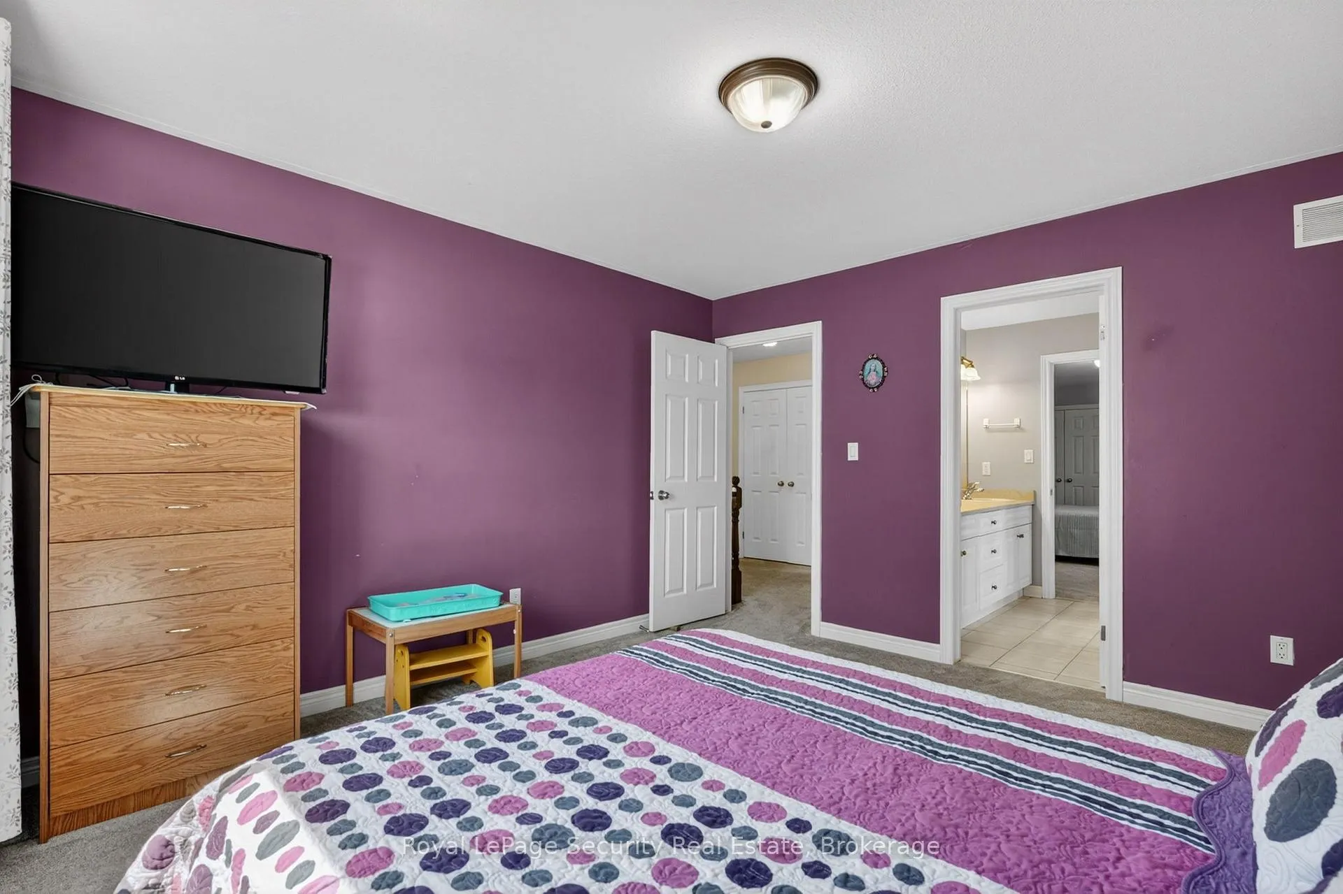 Photo 36 of 37 Fredonia Crescent, St. Catharines, Rykert/Vansickle — HOMEH