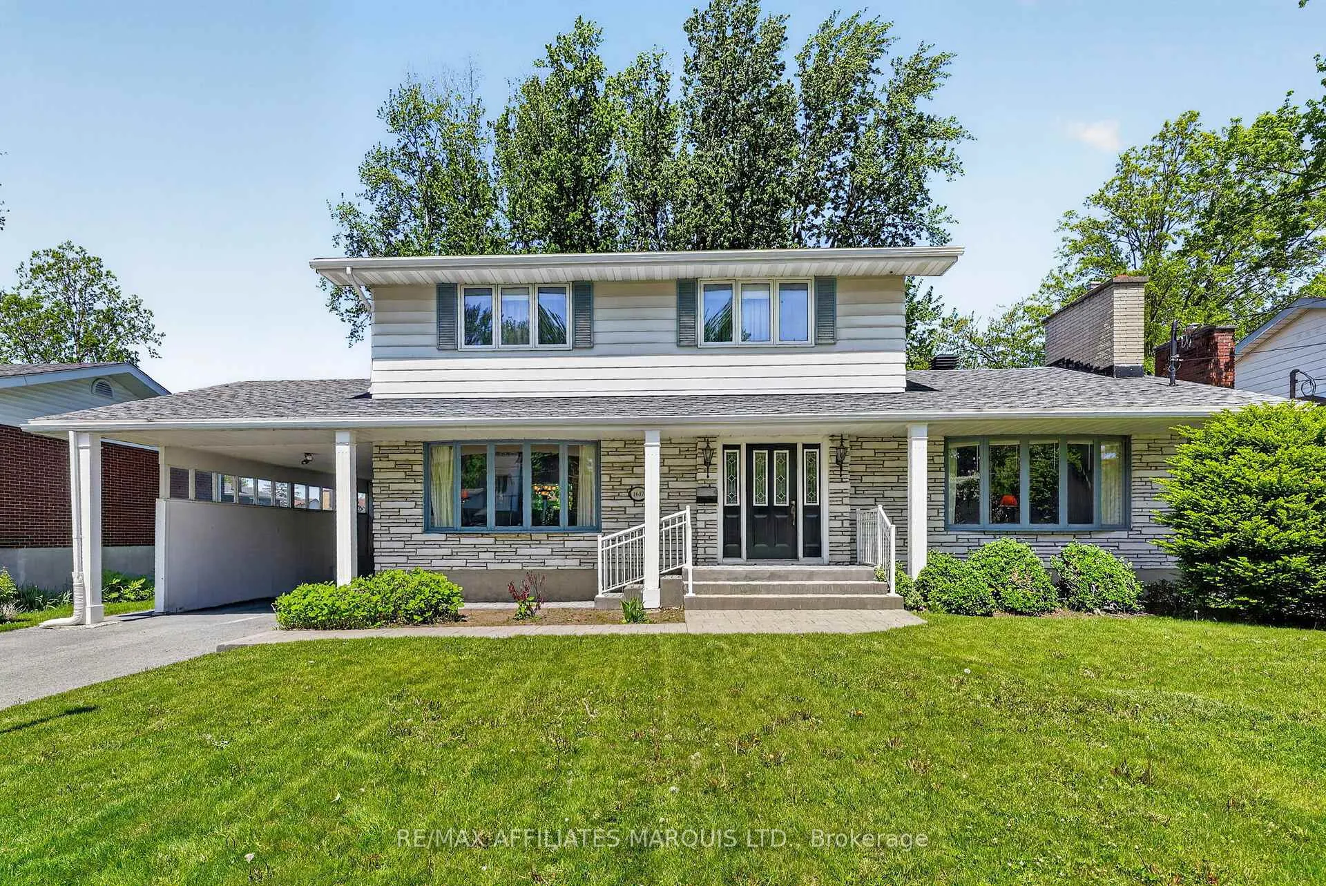 Photo 1 of 1607 Charles Street, Cornwall — HOMEH