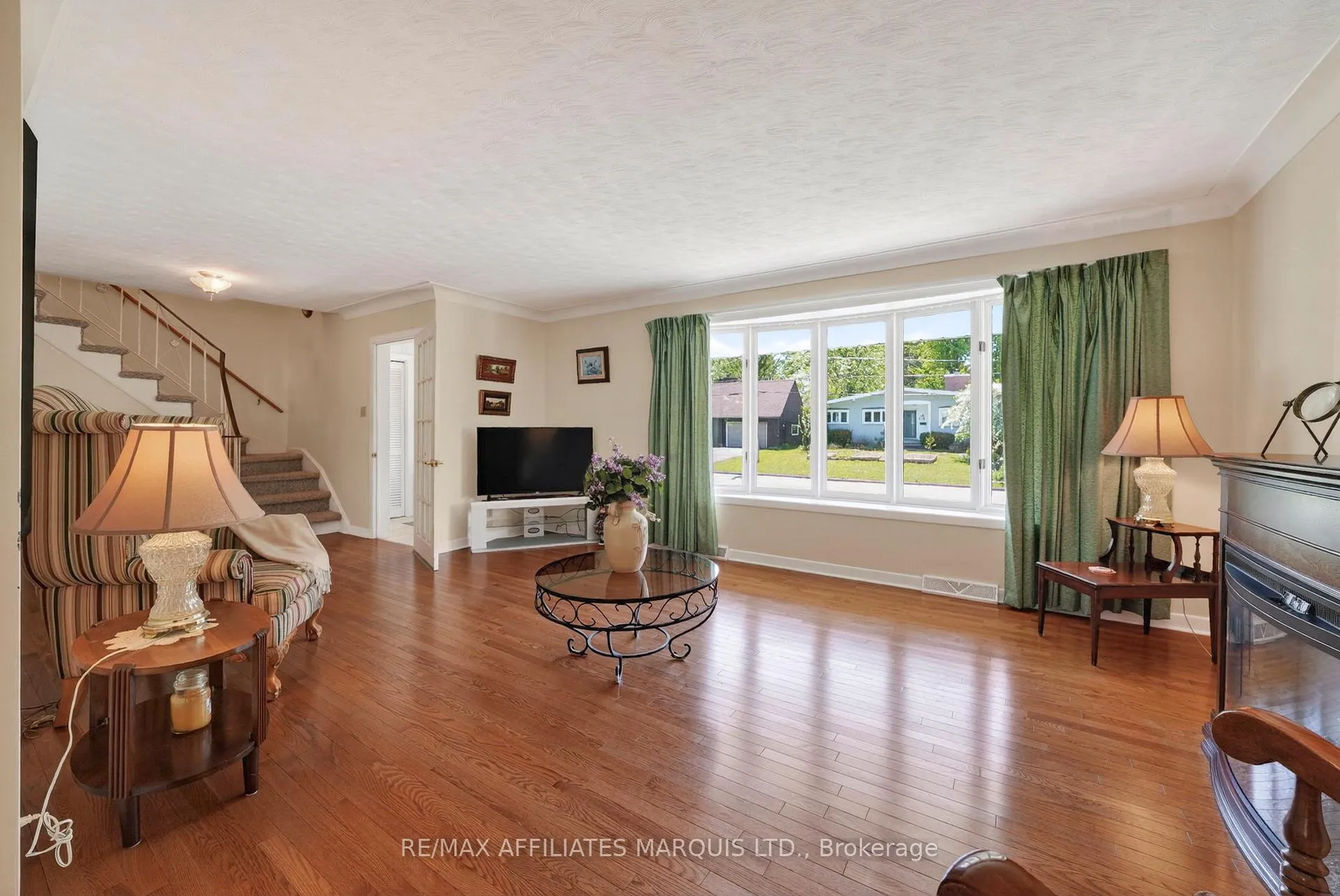 Photo 7 of 1607 Charles Street, Cornwall — HOMEH