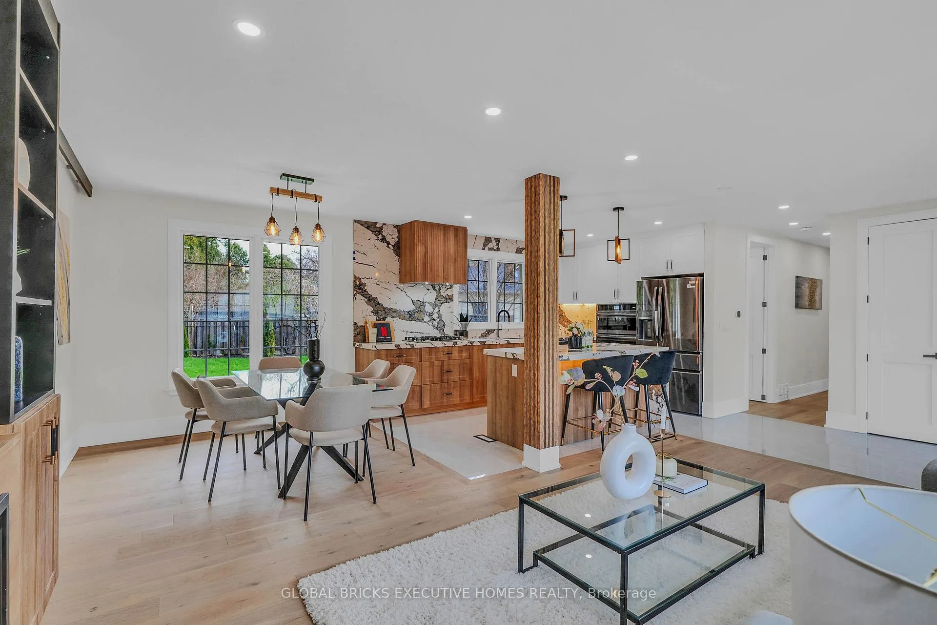Photo 18 of 307 Lees Lane, Oakville, West — HOMEH