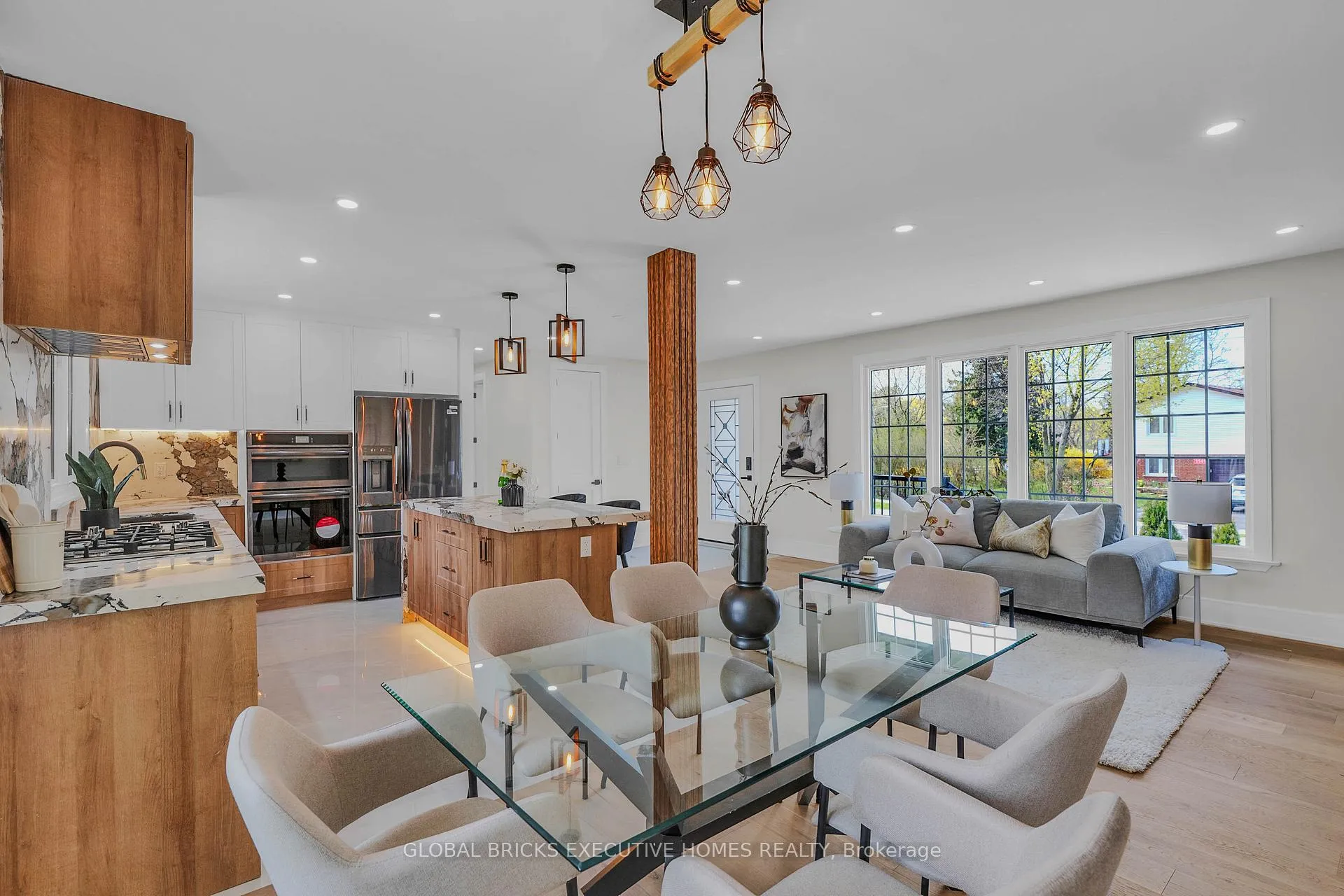 Photo 22 of 307 Lees Lane, Oakville, West — HOMEH