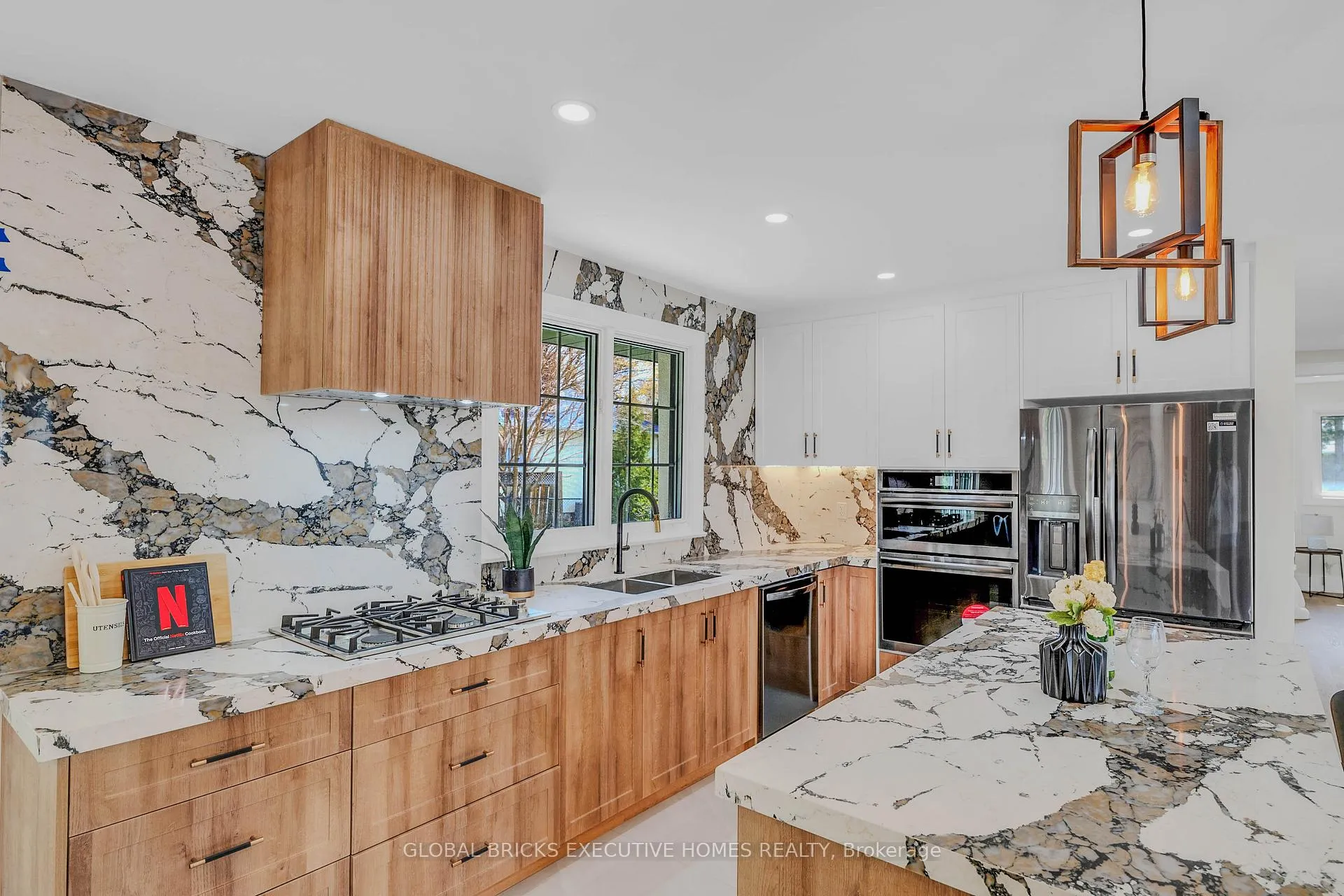 Photo 25 of 307 Lees Lane, Oakville, West — HOMEH