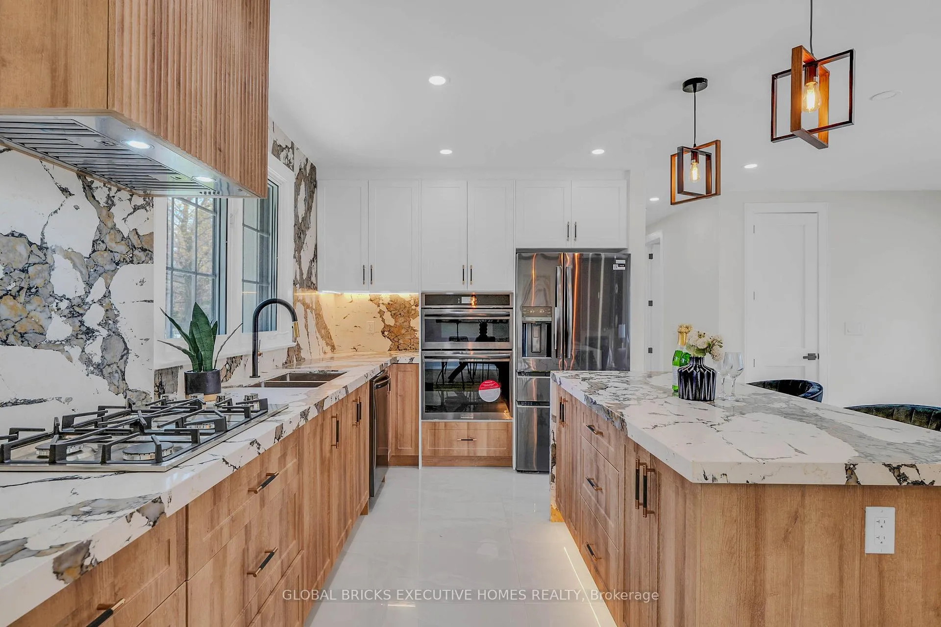 Photo 26 of 307 Lees Lane, Oakville, West — HOMEH