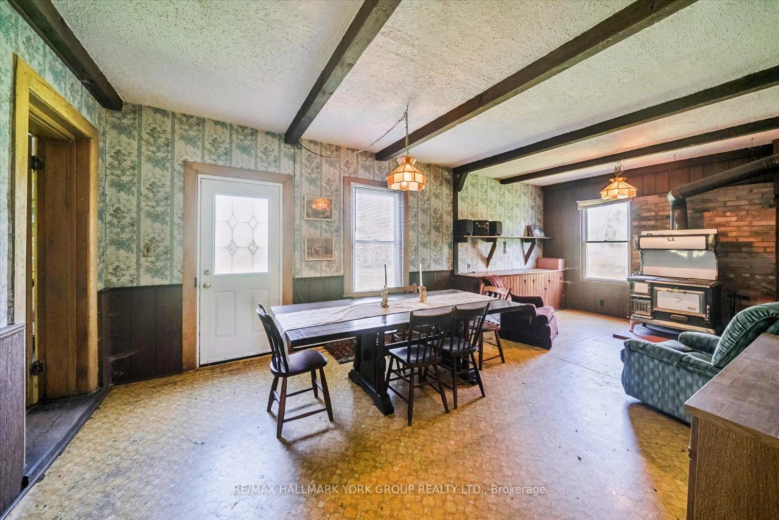 Photo 9 of B40508 Center Road, Brock, Rural Brock — HOMEH