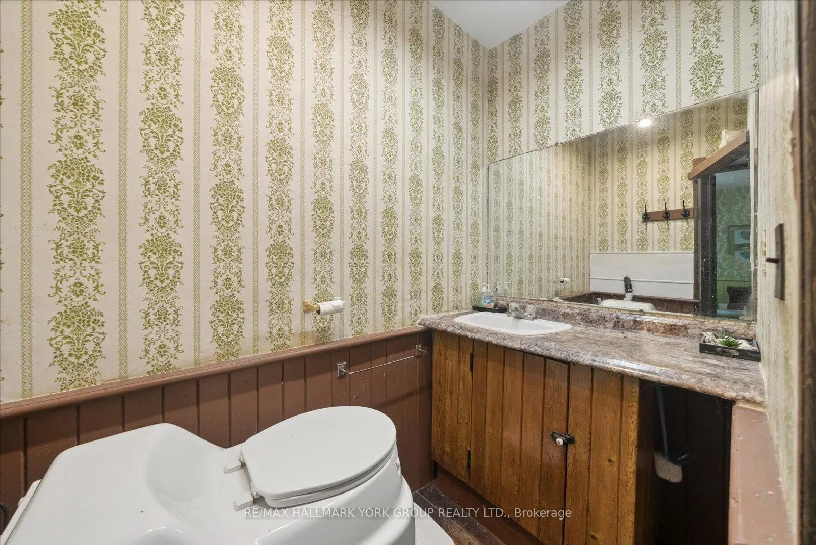 Photo 18 of B40508 Center Road, Brock, Rural Brock — HOMEH