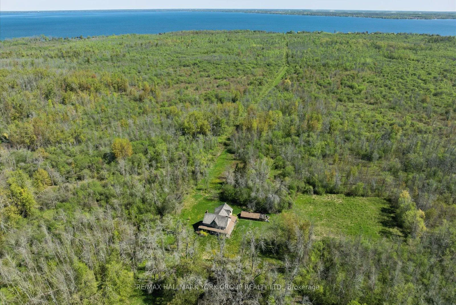 Photo 38 of B40508 Center Road, Brock, Rural Brock — HOMEH