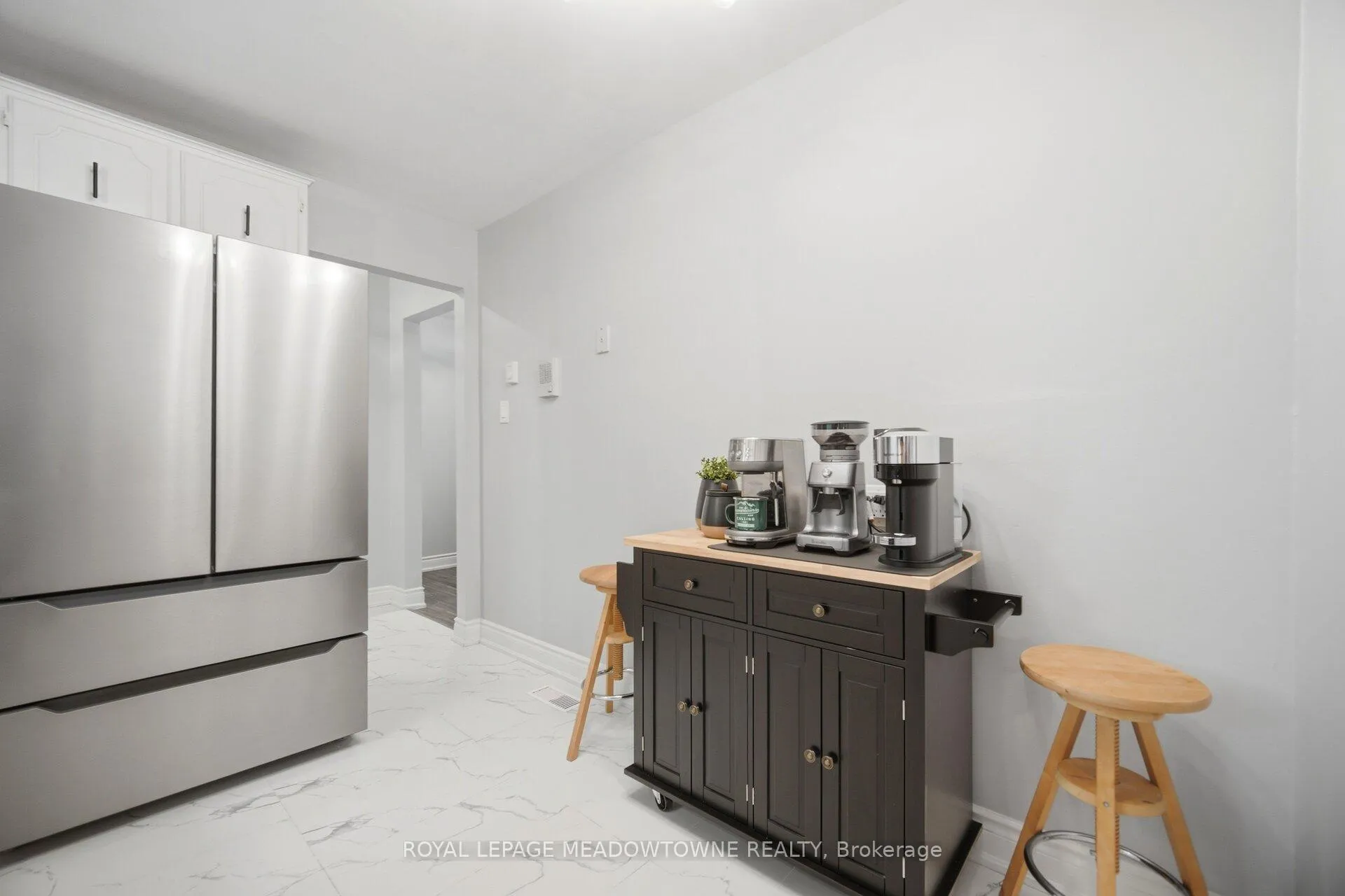 Photo 25 of Unit 26, 100 Bluevale Street N, Waterloo — HOMEH