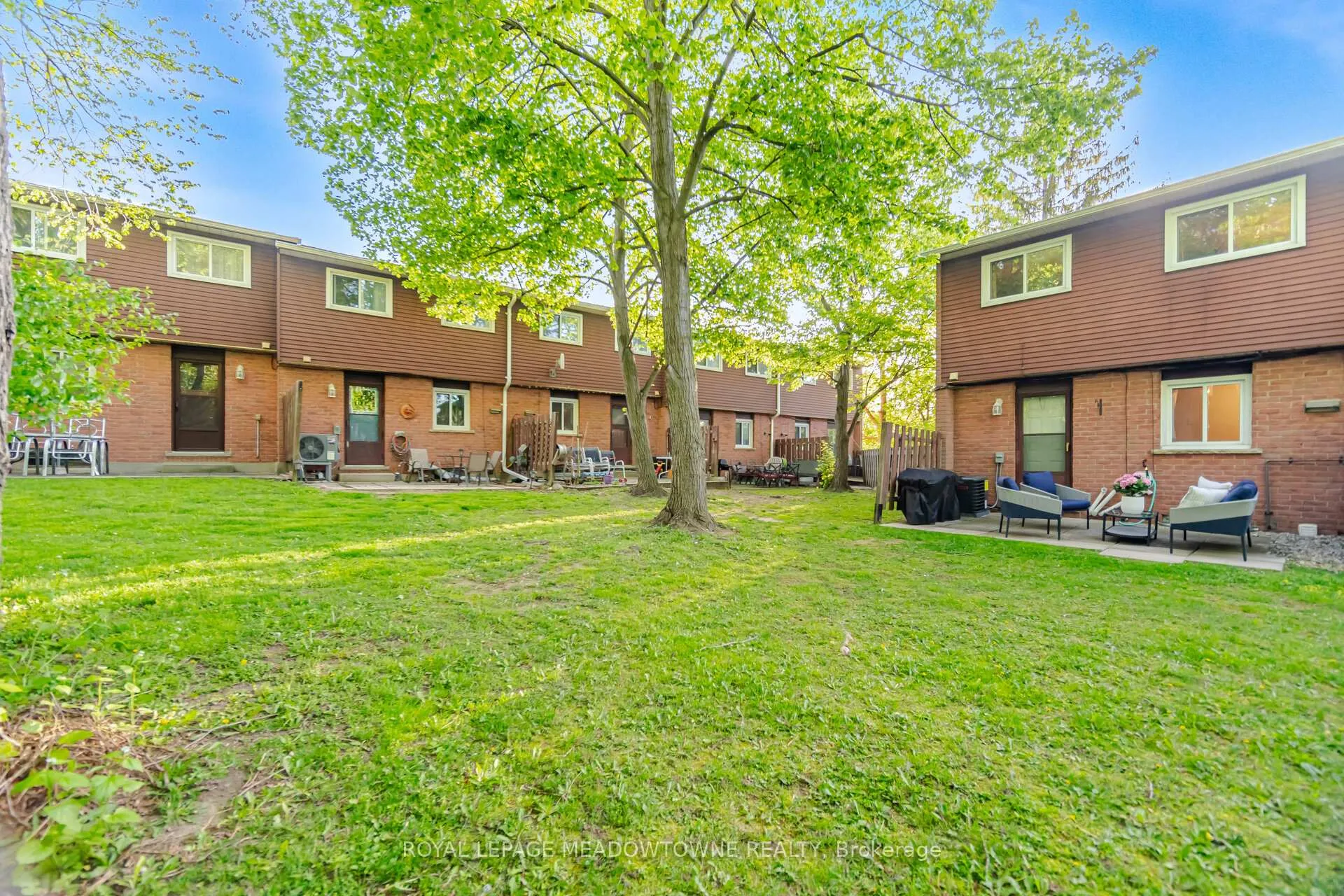 Photo 48 of Unit 26, 100 Bluevale Street N, Waterloo — HOMEH
