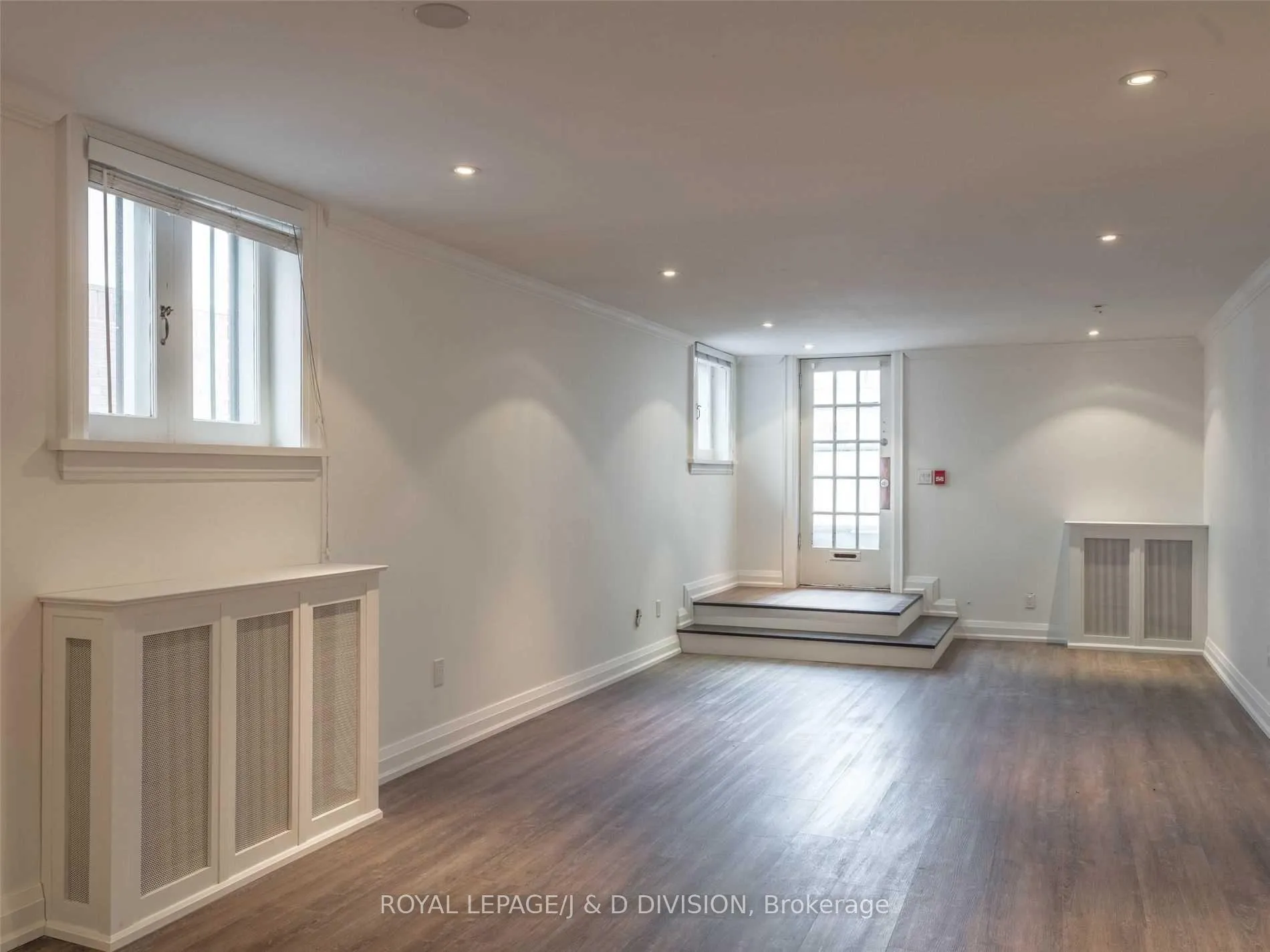 Photo 3 of 477A Oriole Parkway, Toronto, Yonge-Eglinton — HOMEH