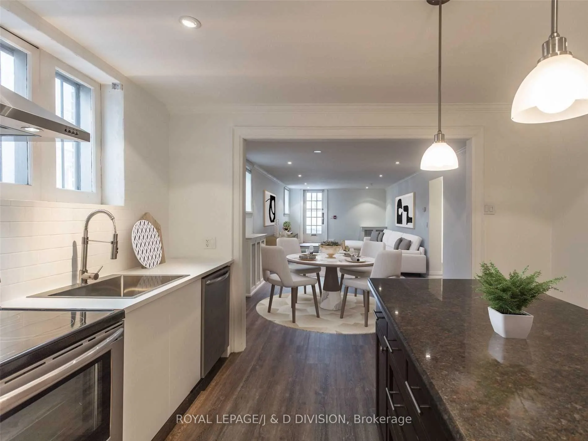 Photo 6 of 477A Oriole Parkway, Toronto, Yonge-Eglinton — HOMEH