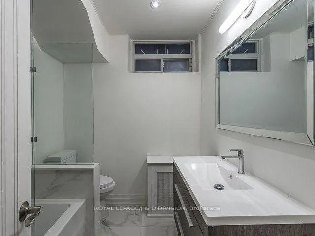 Photo 15 of 477A Oriole Parkway, Toronto, Yonge-Eglinton — HOMEH