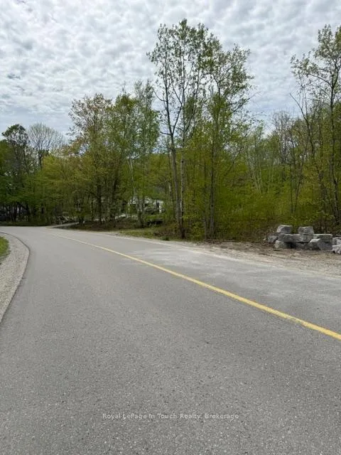 Photo 4 of 1536 Champlain Road, Tiny, Rural Tiny — HOMEH