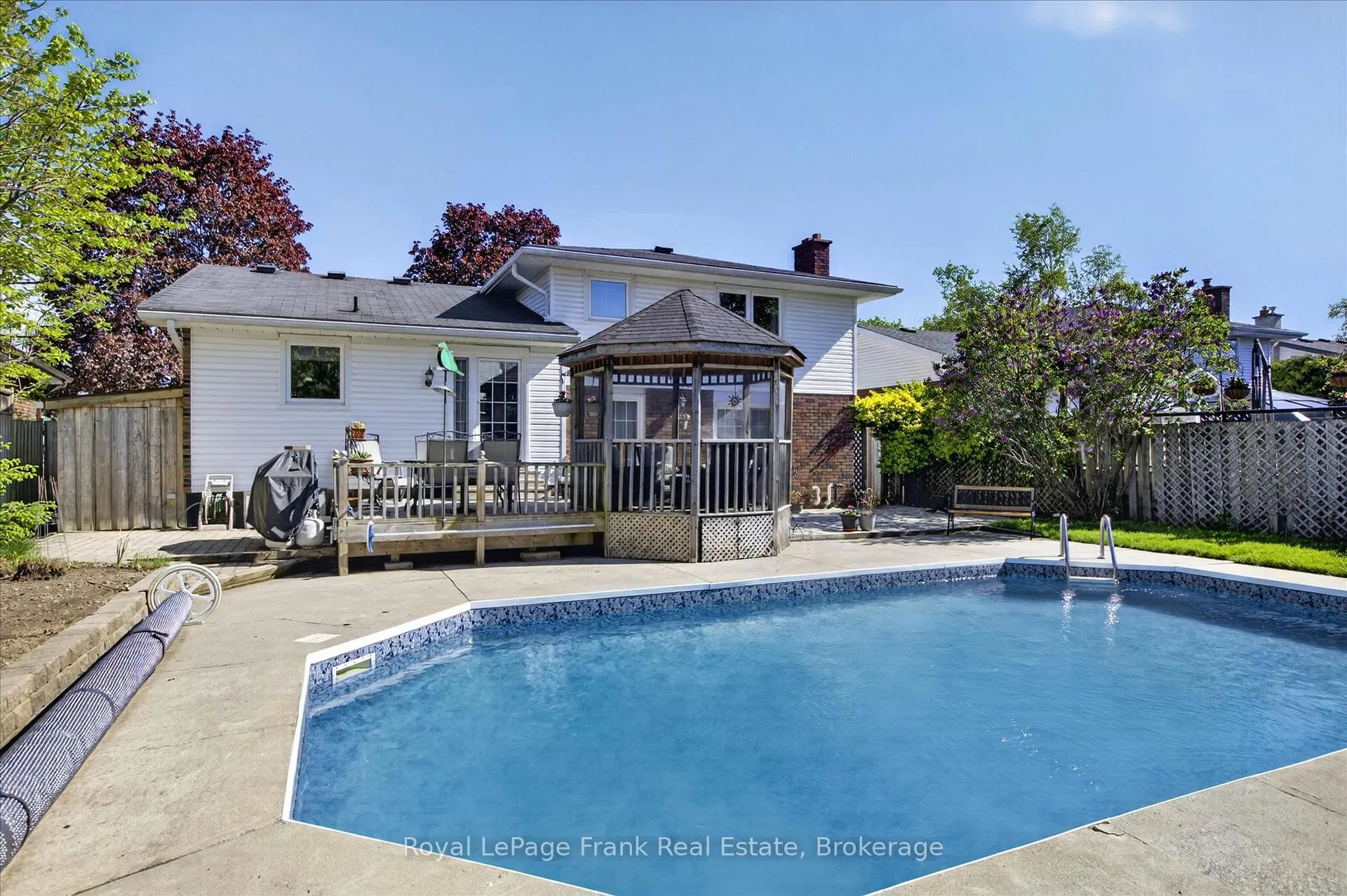 Photo 41 of 4 Bayleaf Court, Peterborough, Monaghan Ward 2 — HOMEH
