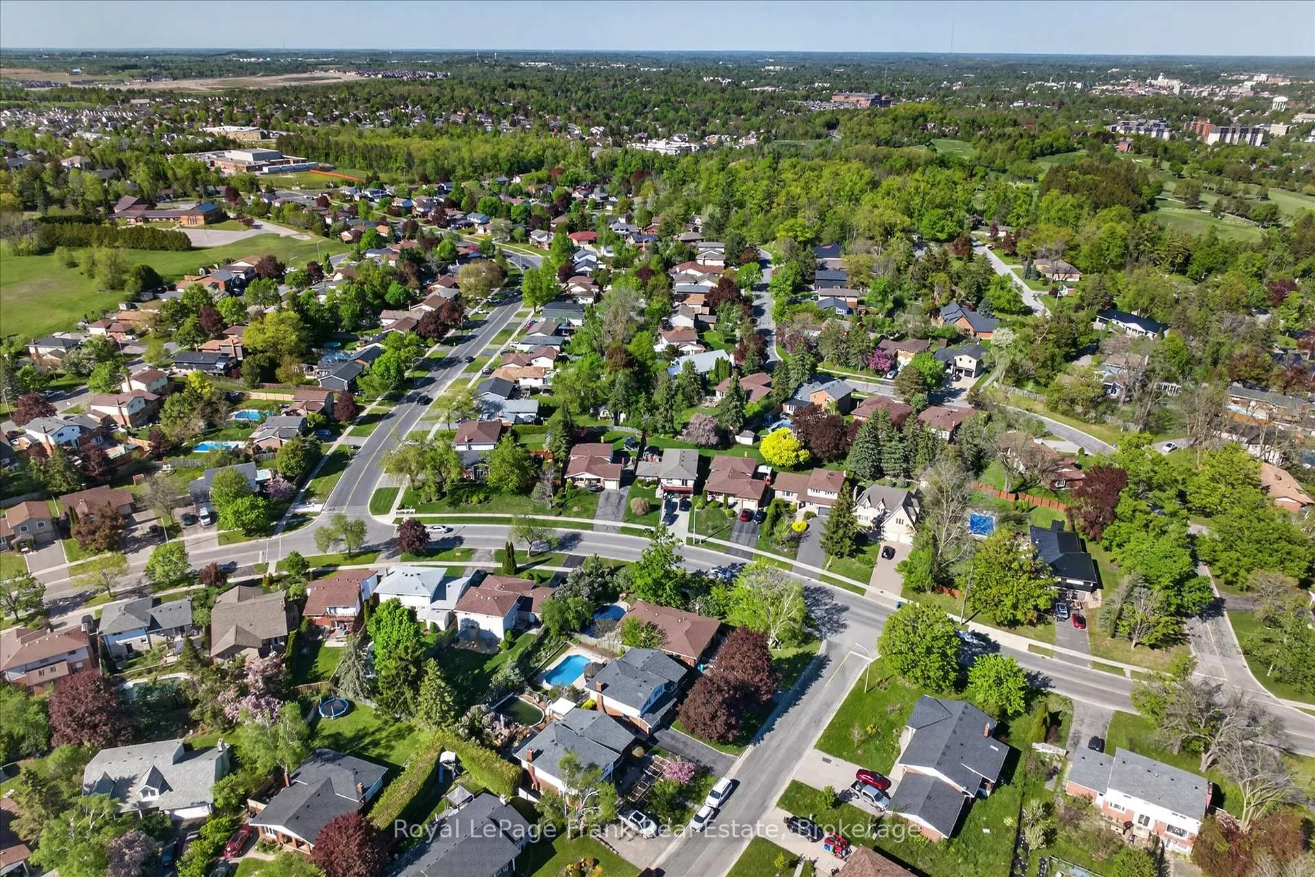 Photo 45 of 4 Bayleaf Court, Peterborough, Monaghan Ward 2 — HOMEH