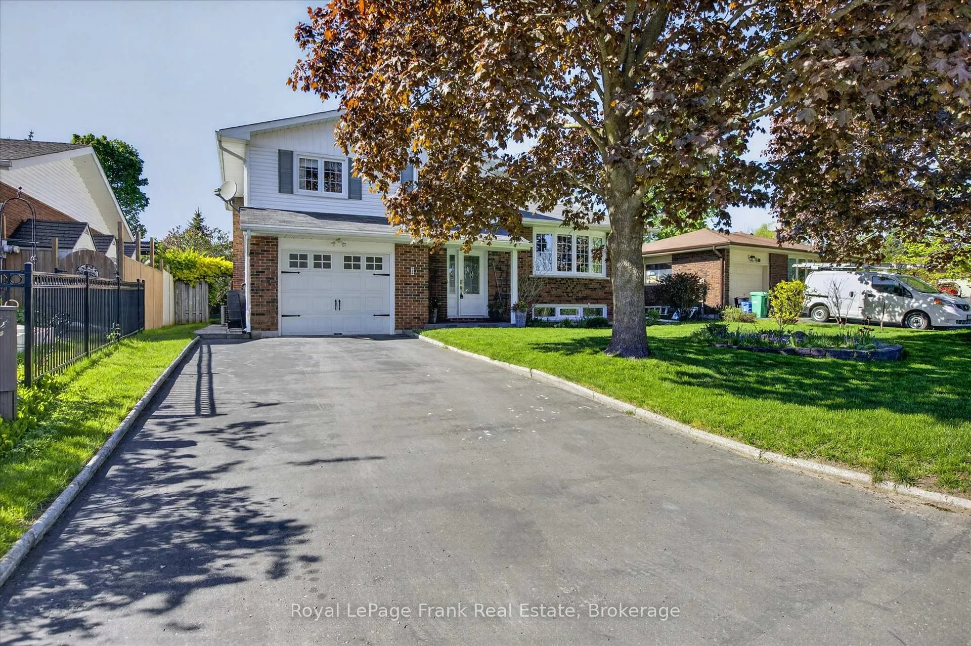 Photo 46 of 4 Bayleaf Court, Peterborough, Monaghan Ward 2 — HOMEH