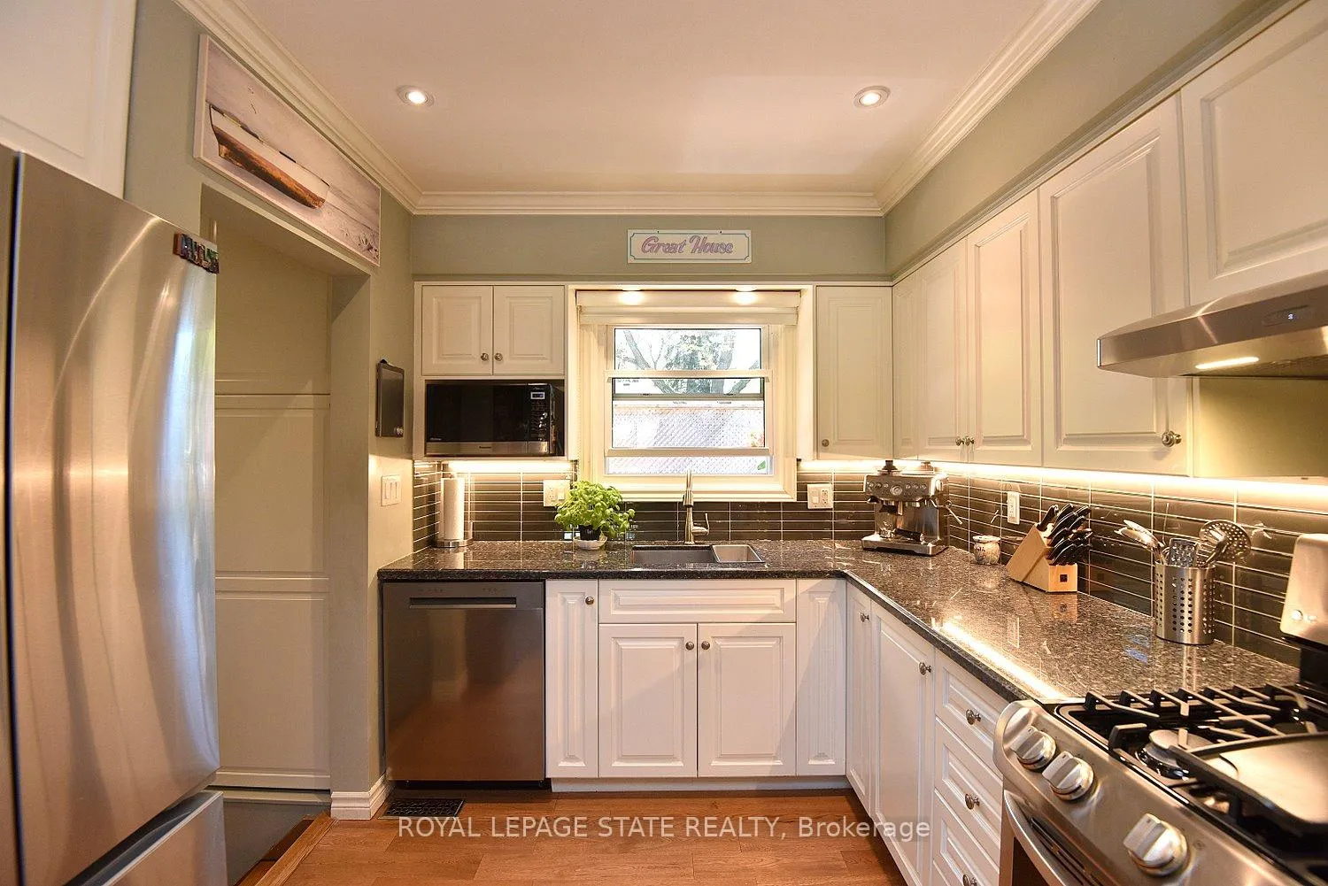 Photo 30 of 9 San Fernando Drive, Hamilton, Mountview — HOMEH