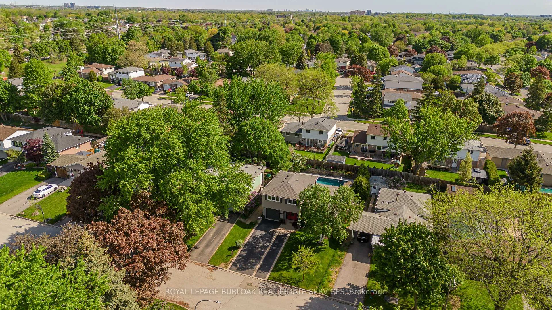 Photo 2 of 1487 Rusholme Crescent, Burlington, Palmer — HOMEH