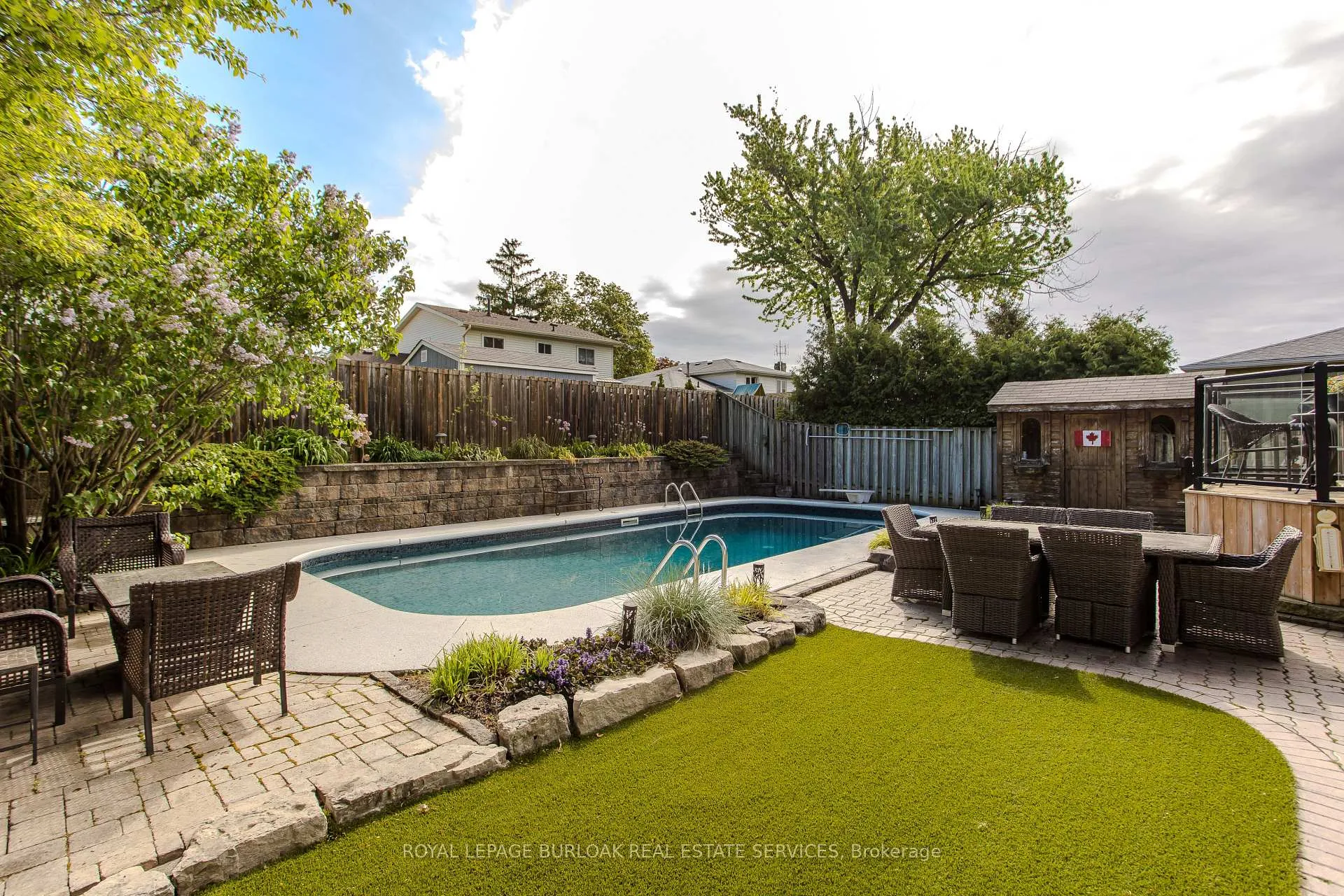 Photo 4 of 1487 Rusholme Crescent, Burlington, Palmer — HOMEH