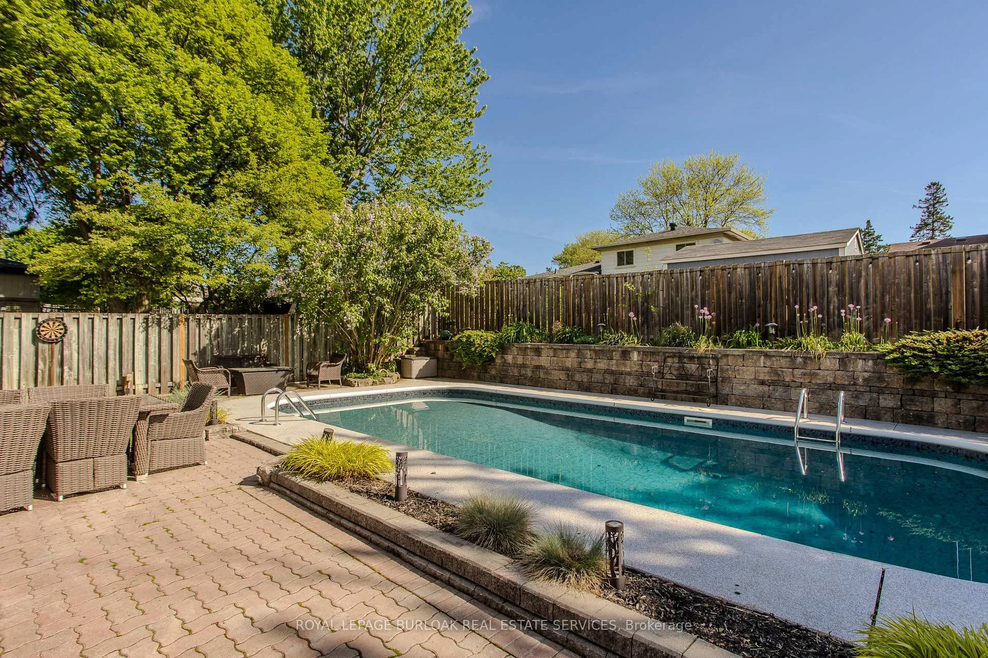 Photo 25 of 1487 Rusholme Crescent, Burlington, Palmer — HOMEH