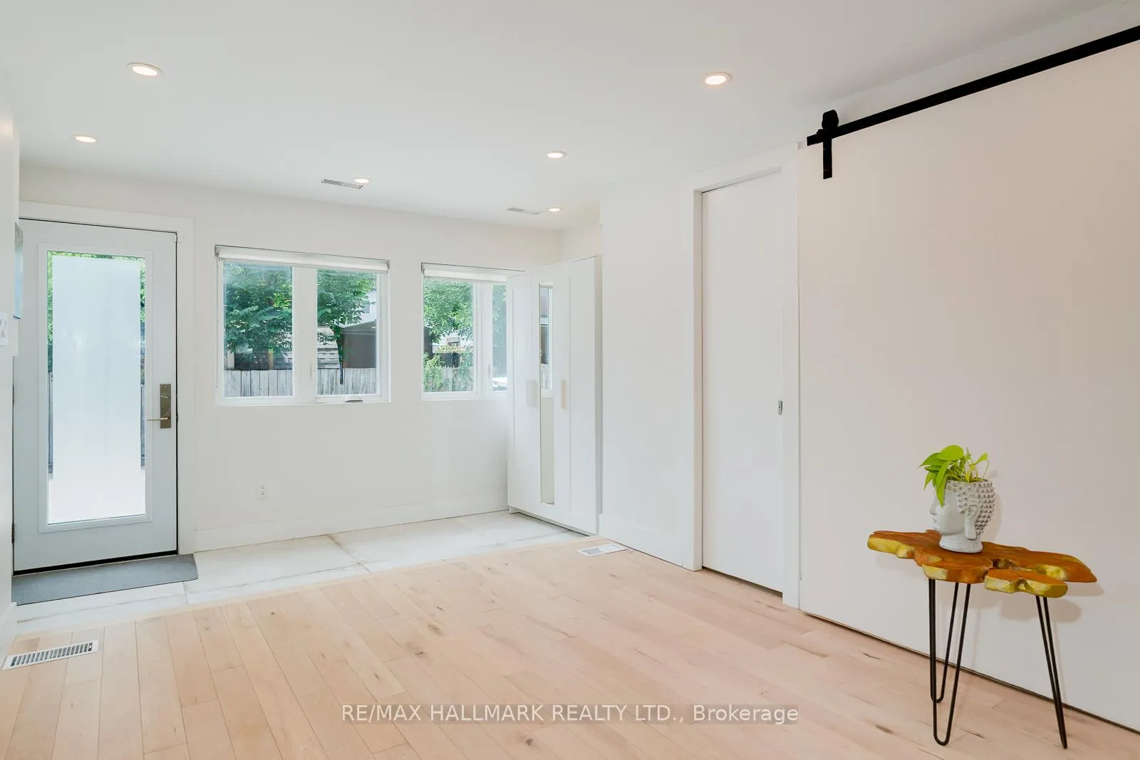 Photo 3 of 37 Craven Road, Toronto, Greenwood-Coxwell — HOMEH