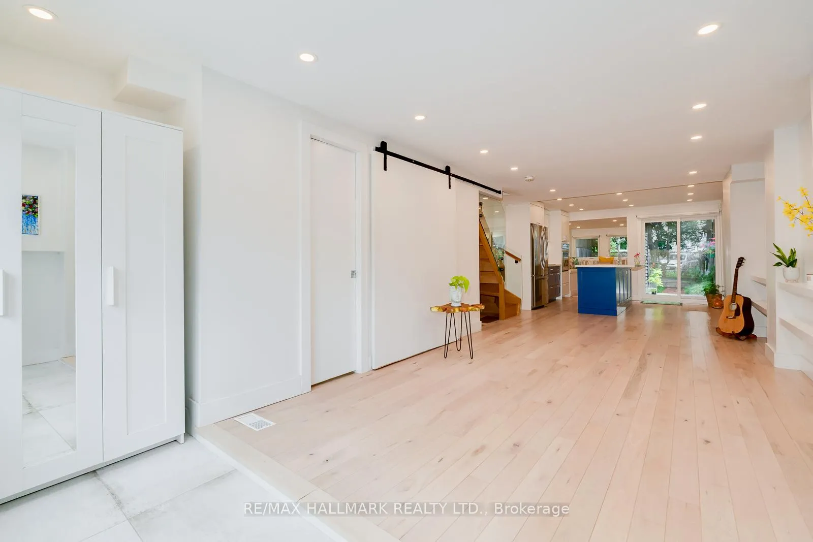 Photo 5 of 37 Craven Road, Toronto, Greenwood-Coxwell — HOMEH
