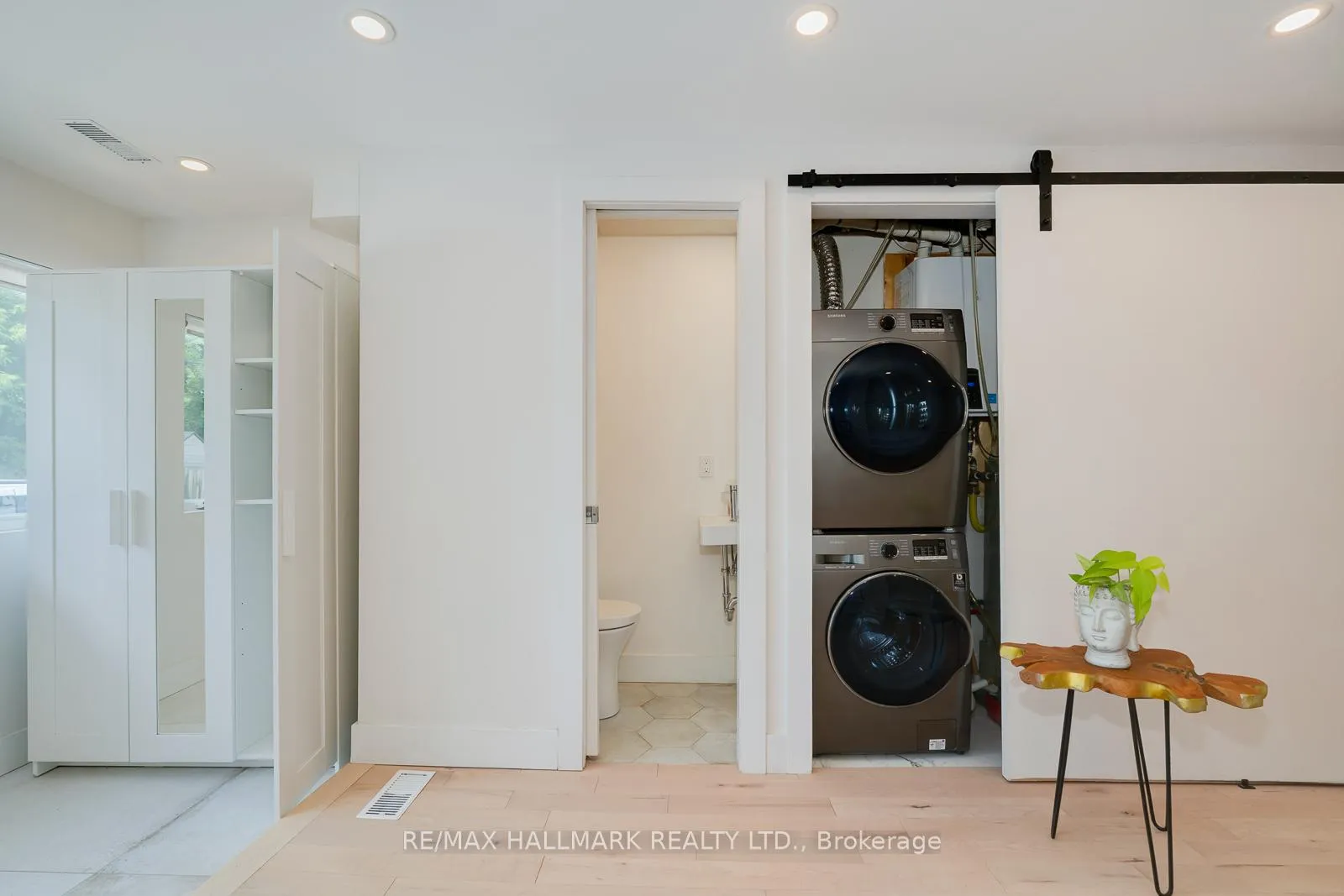 Photo 8 of 37 Craven Road, Toronto, Greenwood-Coxwell — HOMEH