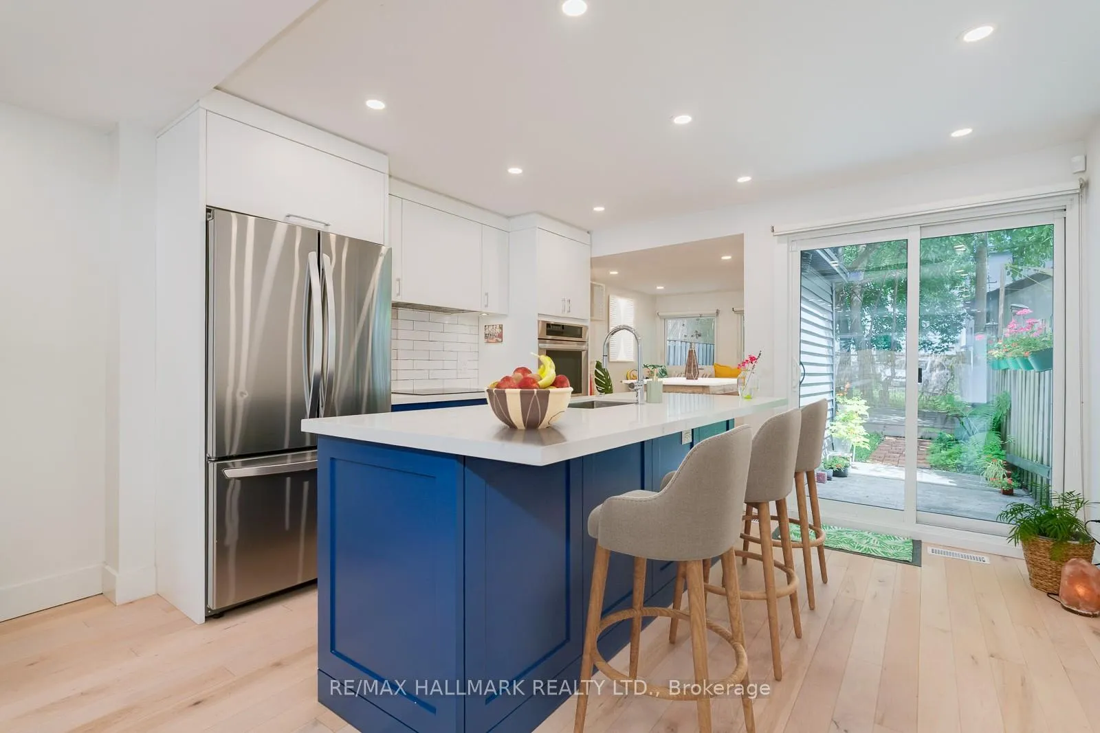 Photo 10 of 37 Craven Road, Toronto, Greenwood-Coxwell — HOMEH