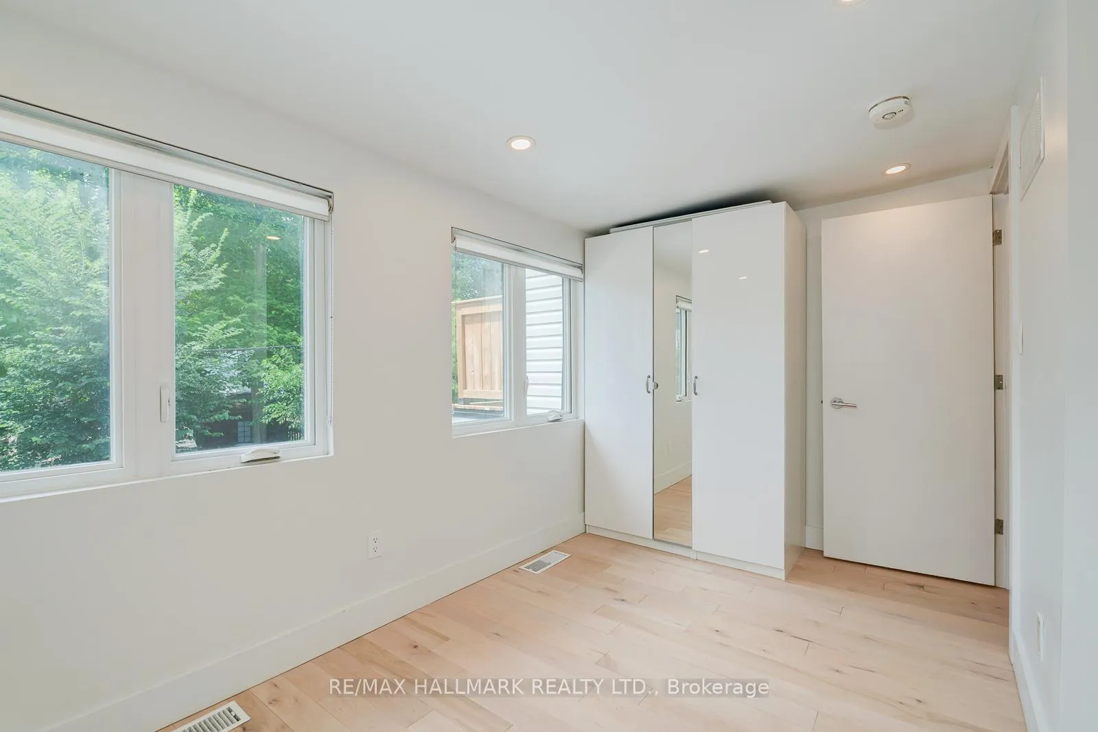 Photo 18 of 37 Craven Road, Toronto, Greenwood-Coxwell — HOMEH
