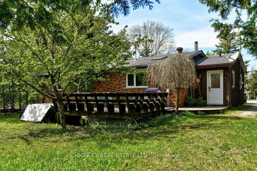 Photo 4 of 209794 Highway 26 S, Collingwood — HOMEH